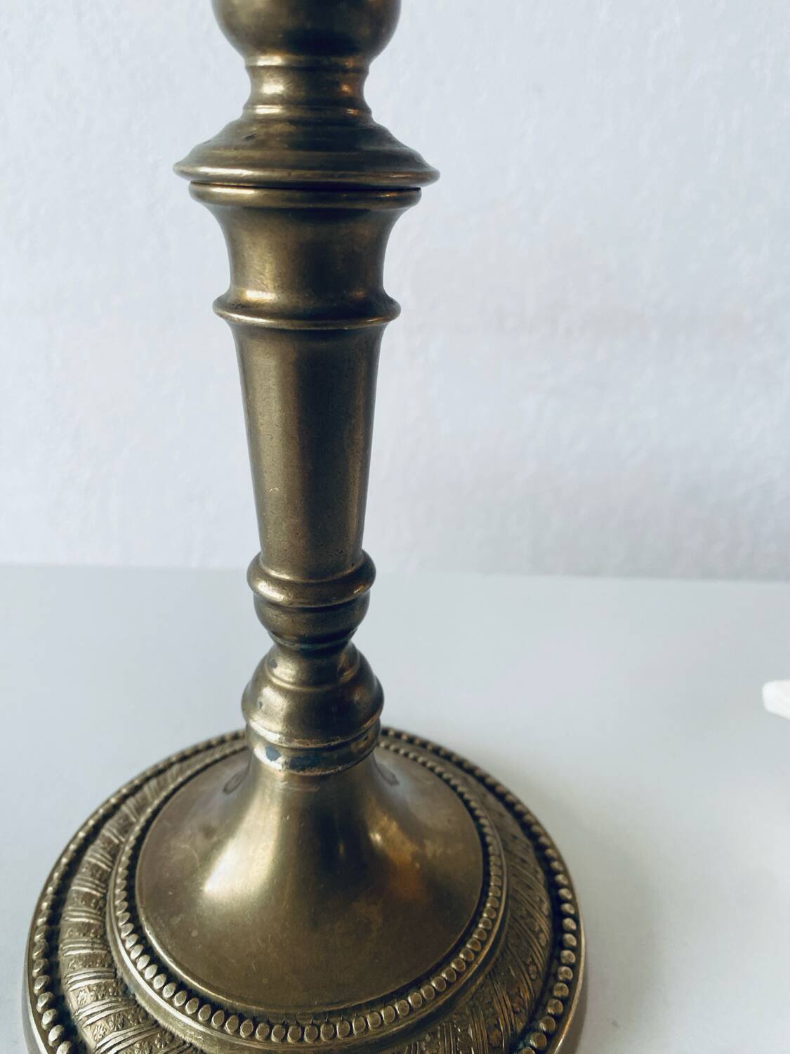 Bronze candle holder