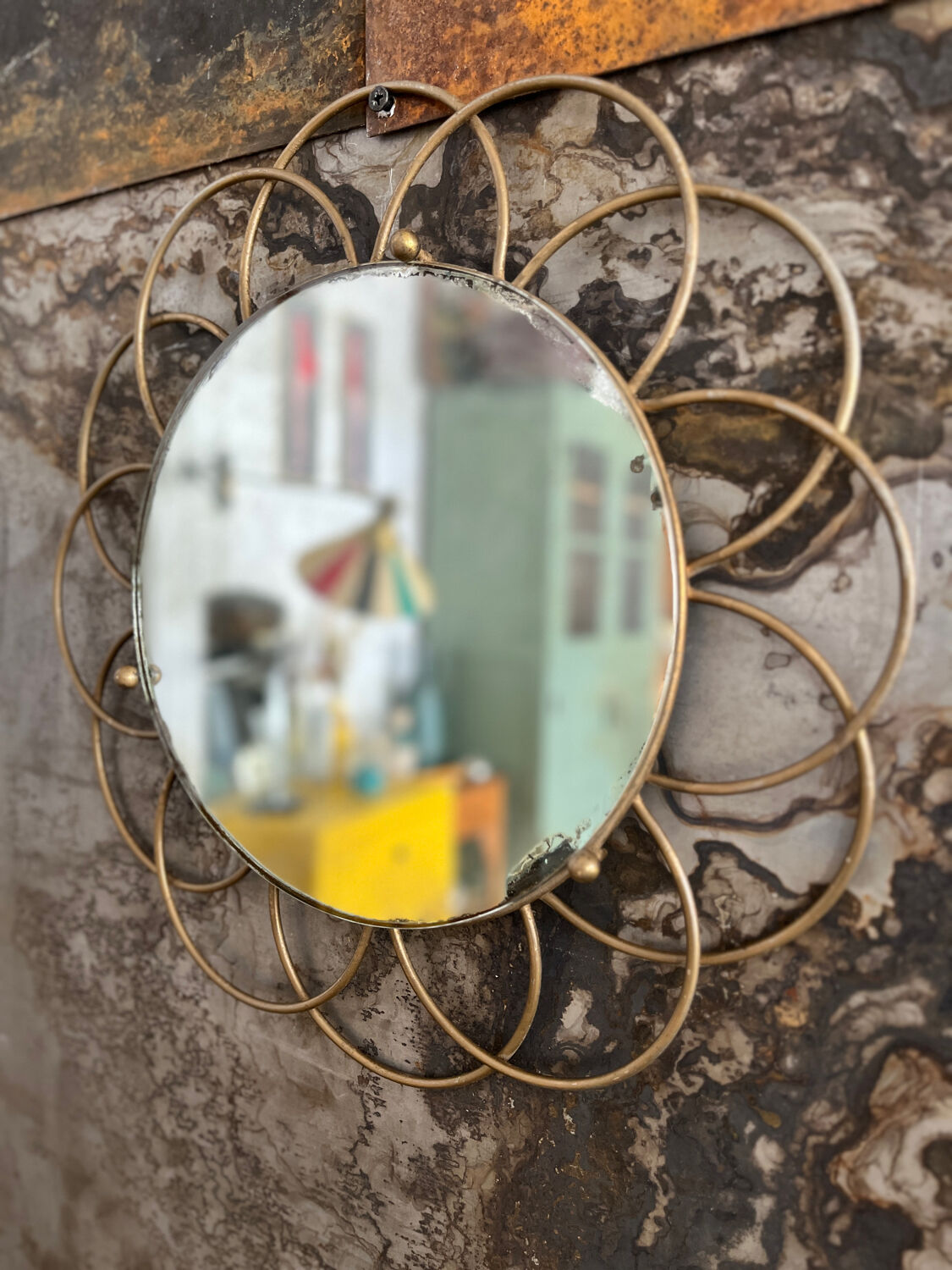 Ancibe brass flower mirror