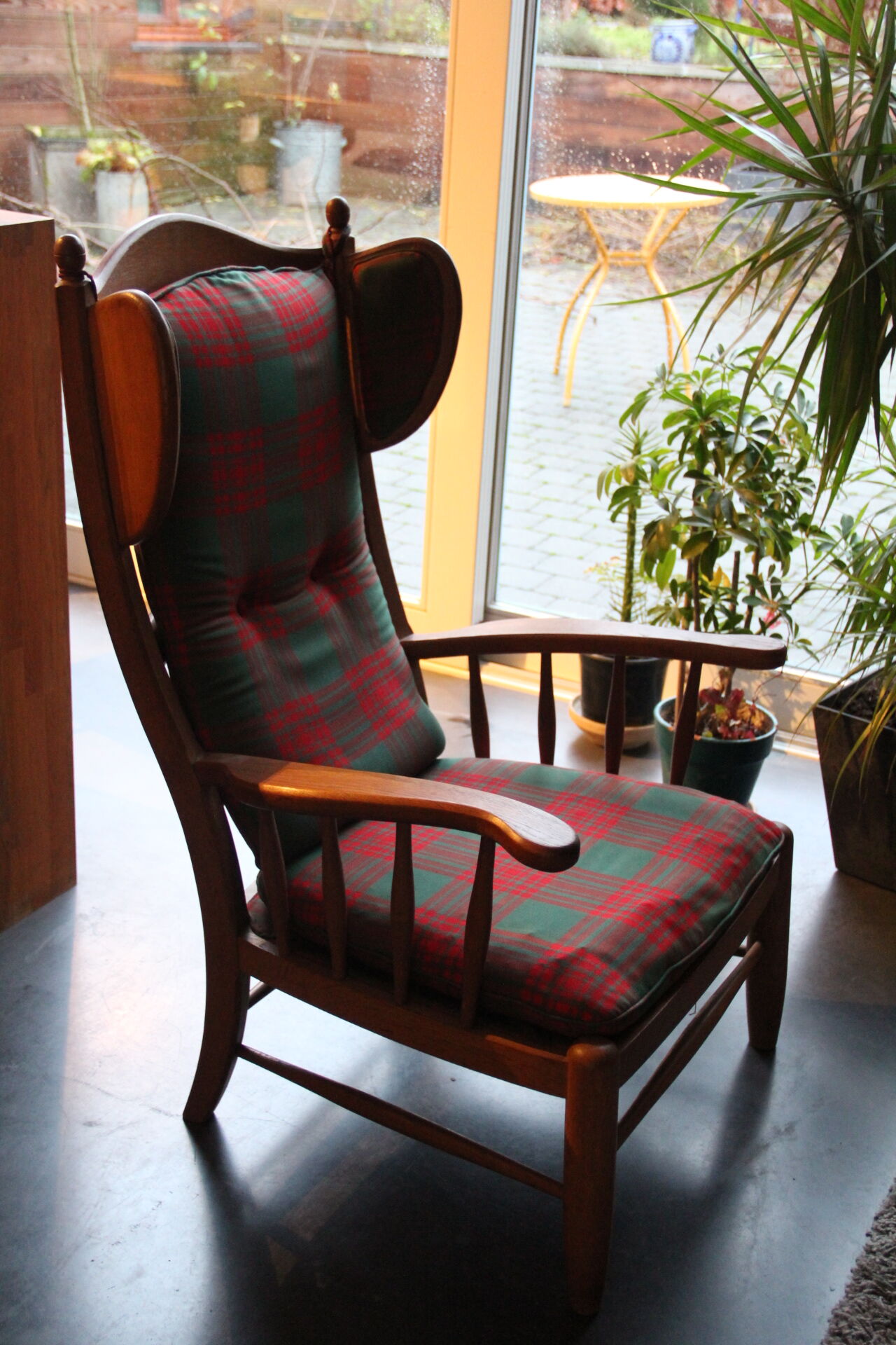 2 chairs from the 70s
