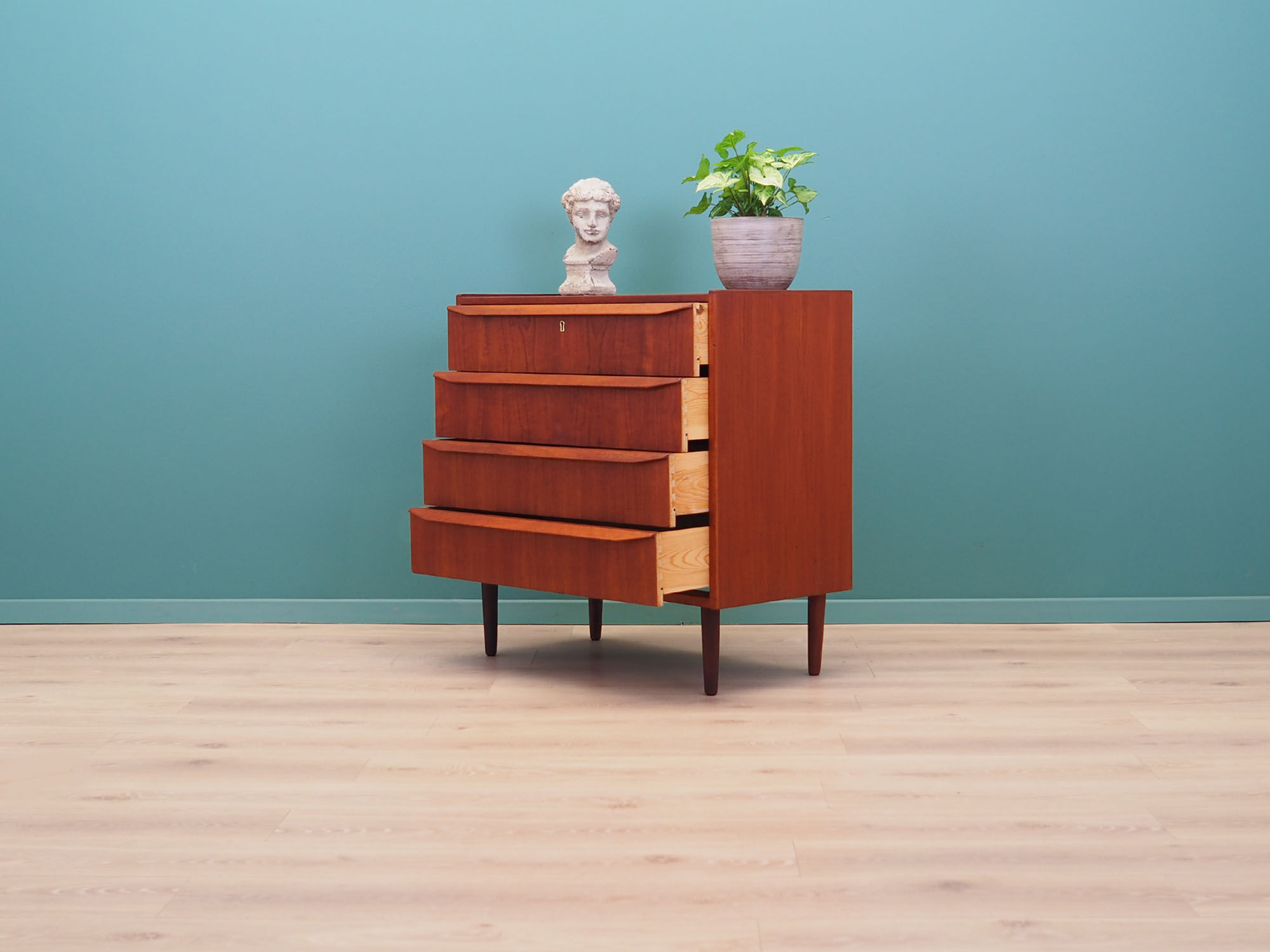 Teak chest of drawers, Danish design, 1970s, made in Denmark