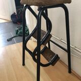 Leather-crusted stepladder