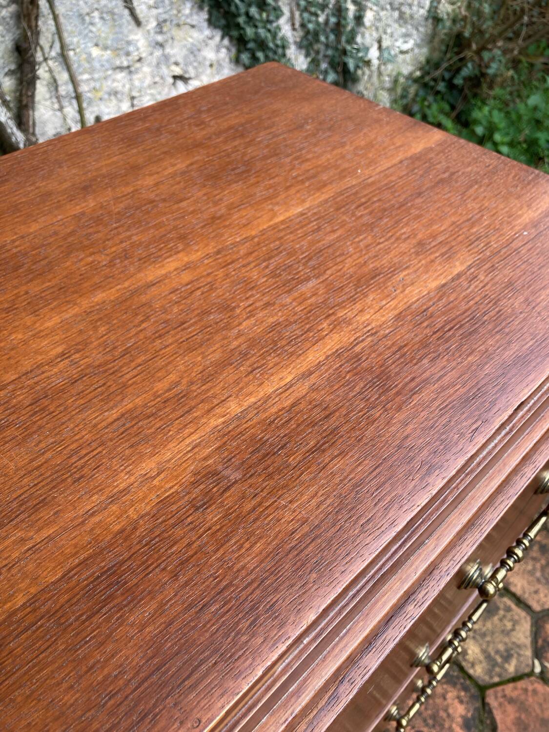 Vintage chest of drawers with tapered legs