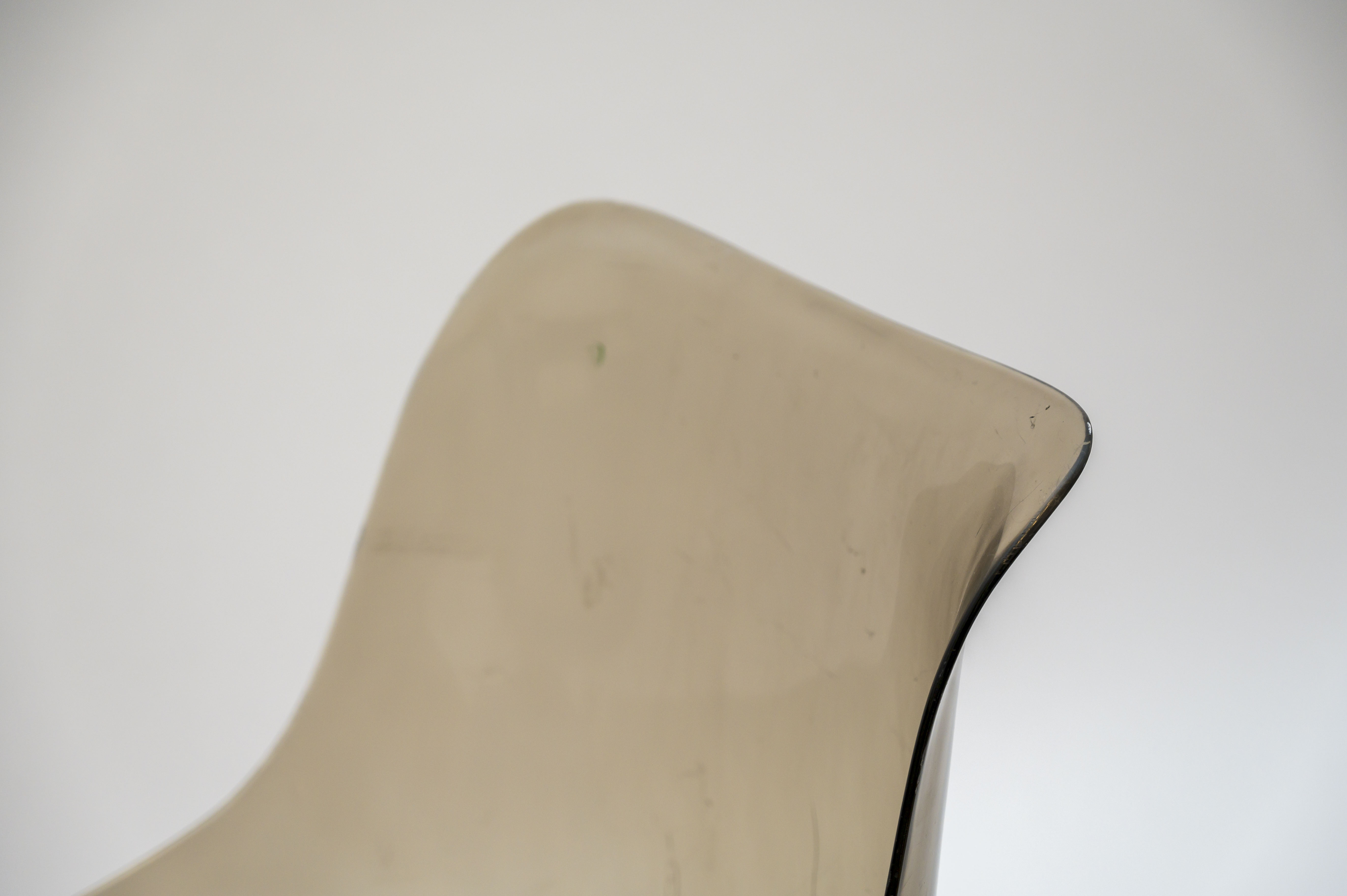 Couple of tulip chairs in plexiglas