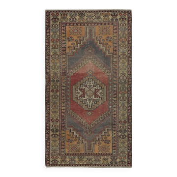 Vintage Handmade Turkish Oriental Rug for Country Homes, Rustic & Tribal Interiors. 100% Wool