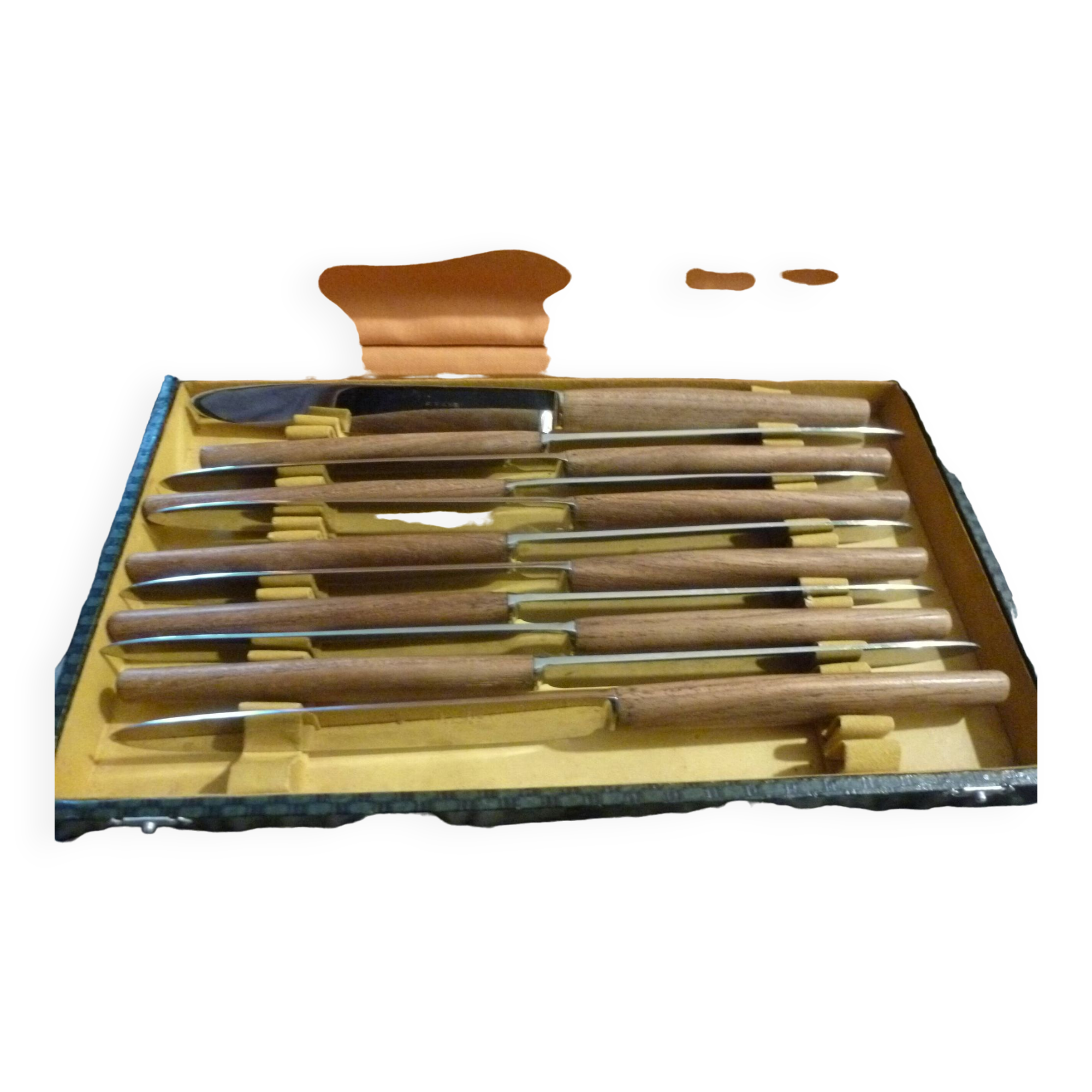 Box of 11 stainless steel and wood knives