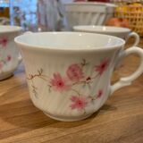 Set of 4 vintage flowered cups