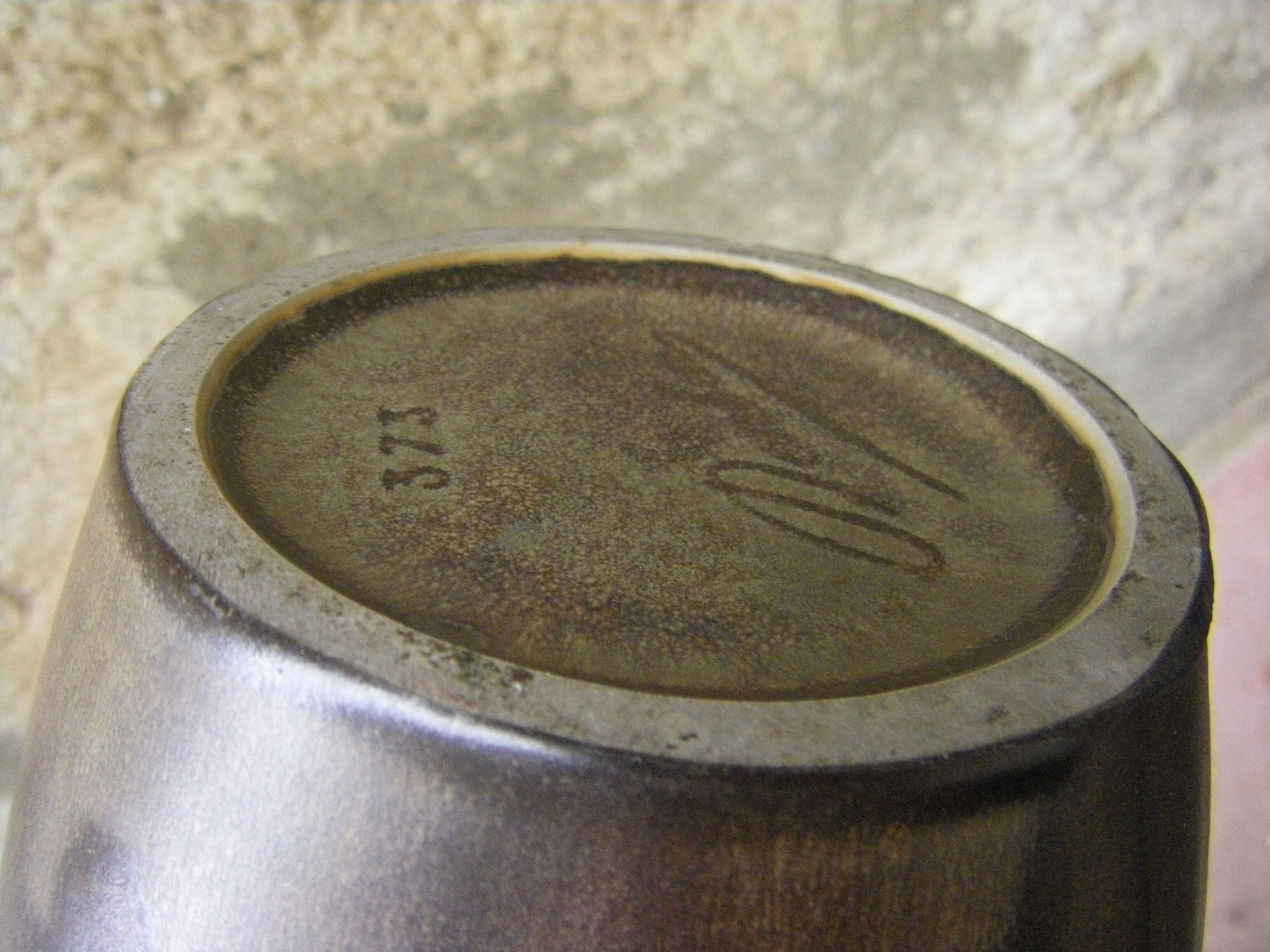 Denbac sandstone vase