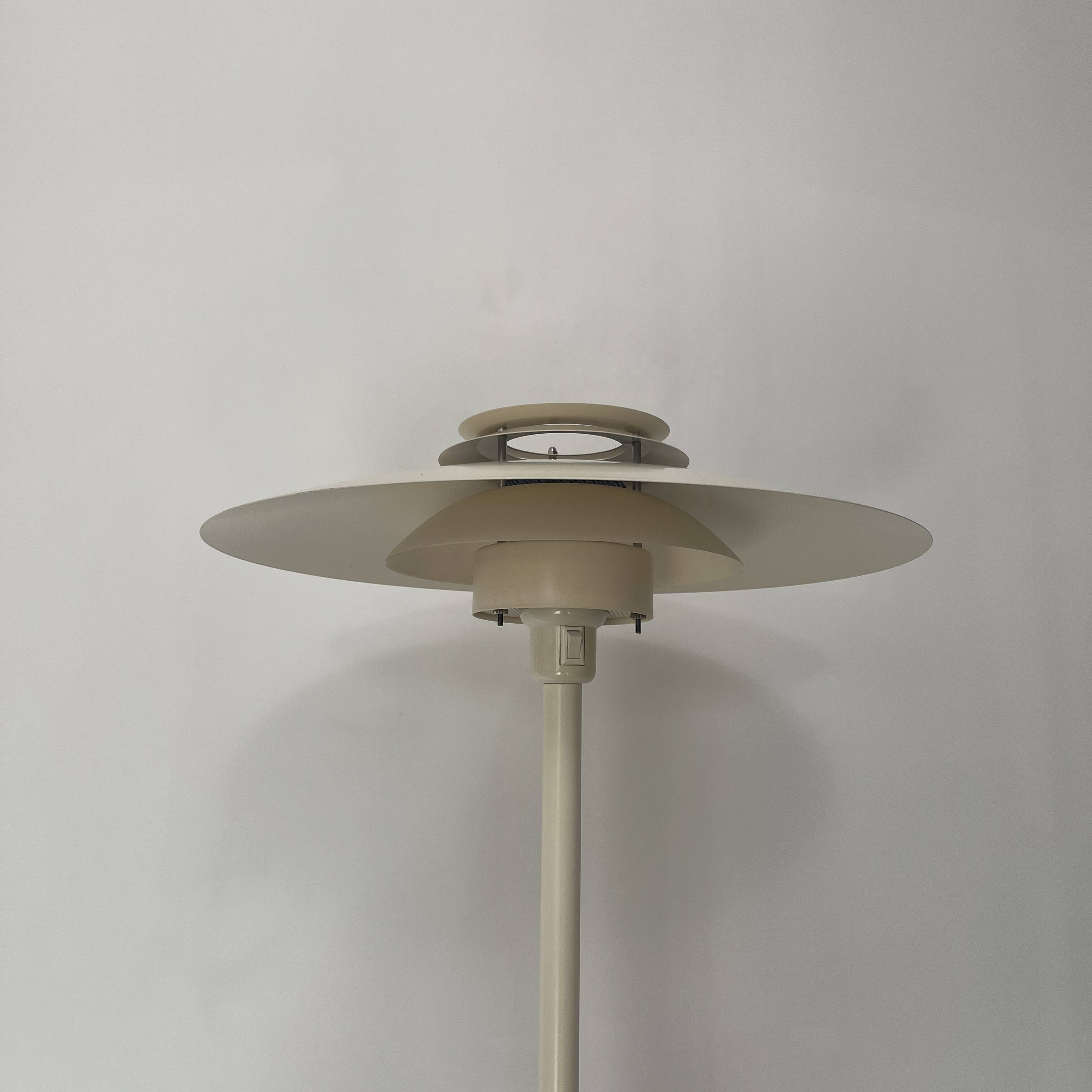 Danish floor lamp inspired by Poulsen Design Light A/S Eminent