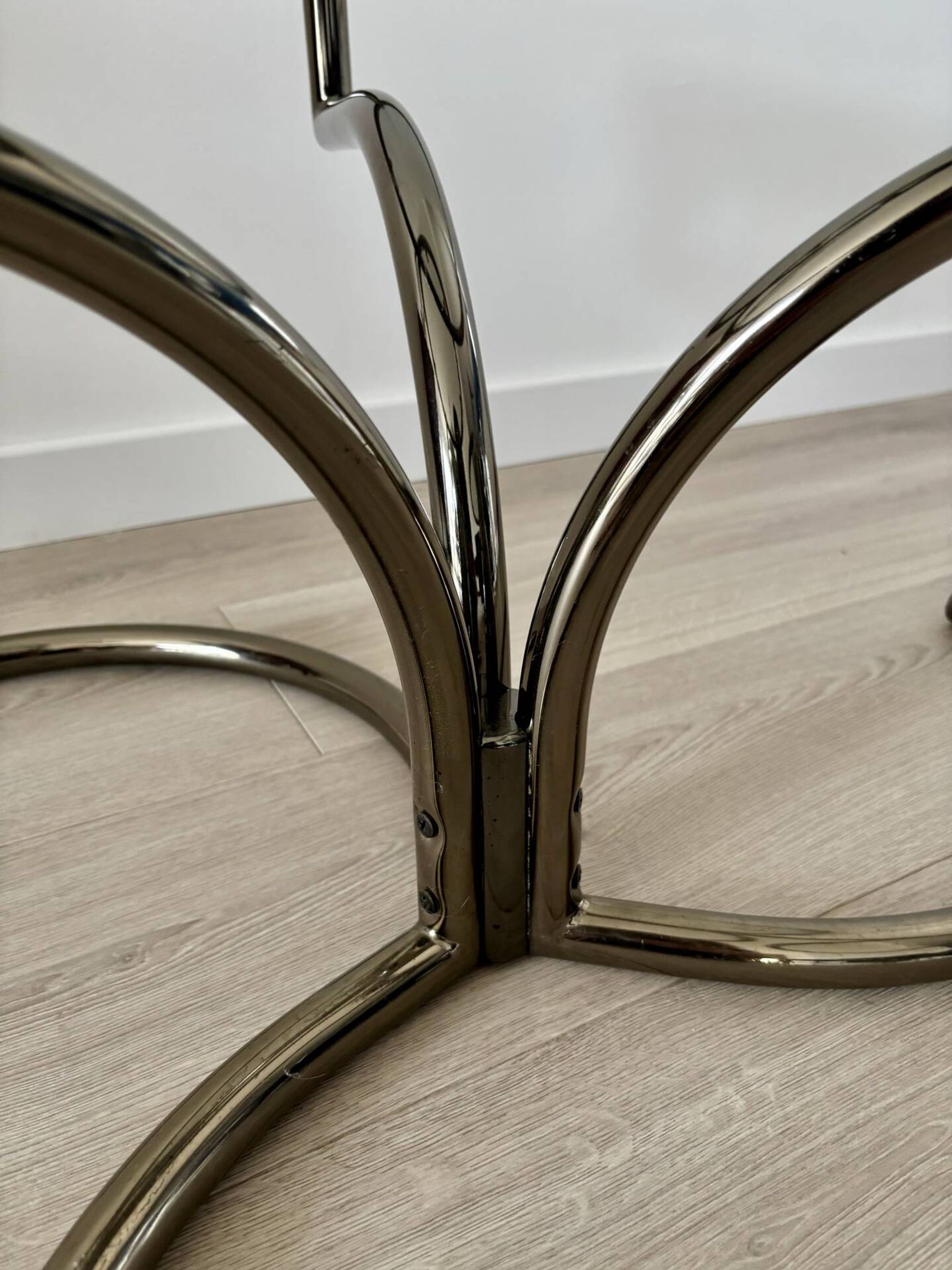 Morex coffee table attributed to Milo Baughman, 1970s, 3 trays.