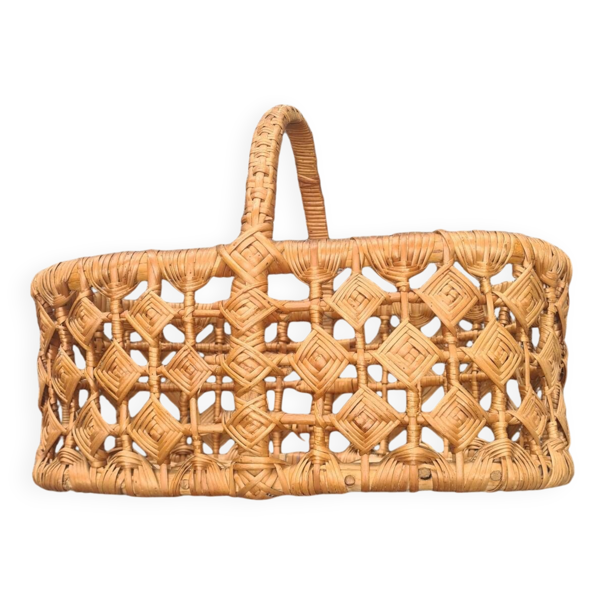 Basket with wicker handle
