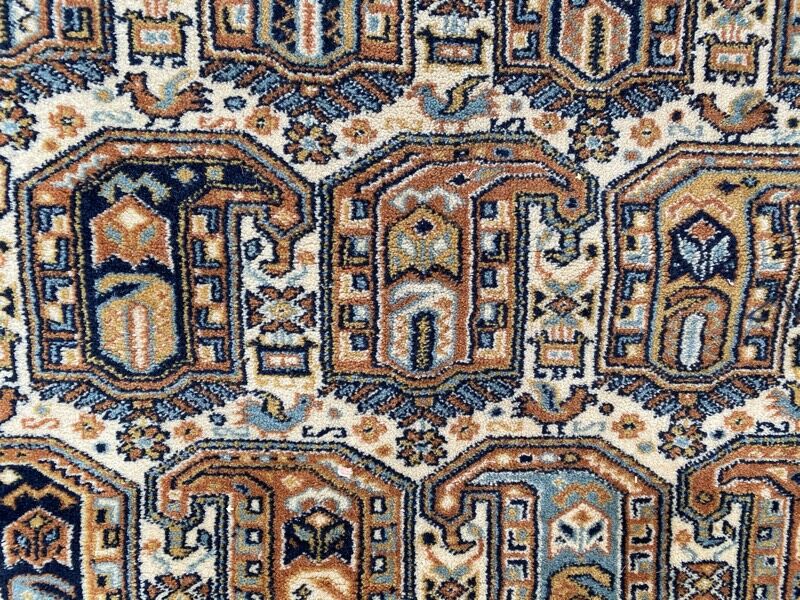 Vintage Persian style rug 200x300 cm