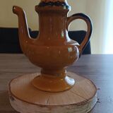 Ceramic teapot