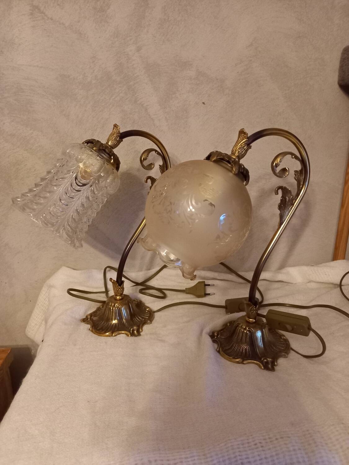 Bedside lamps