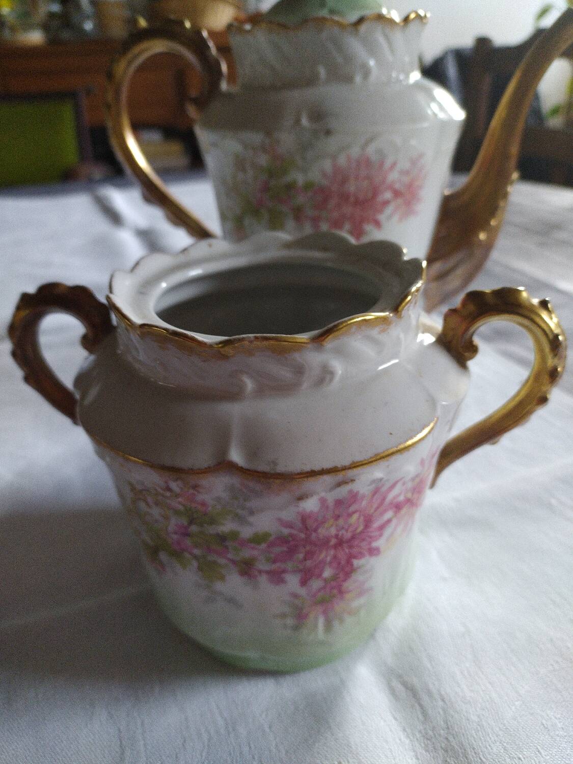 Porcelain tea set