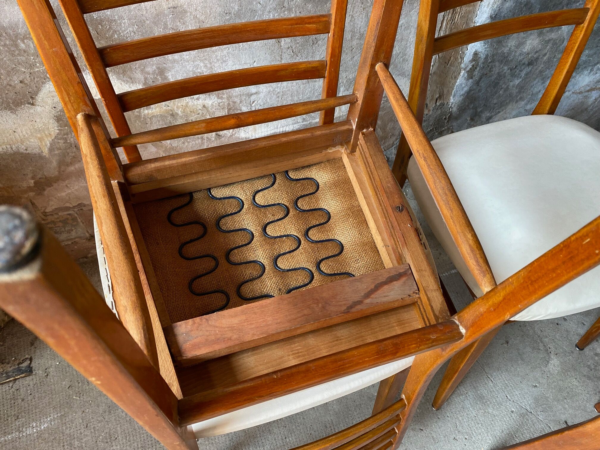 Set of 4 vintage an50 Scandinavian white chairs