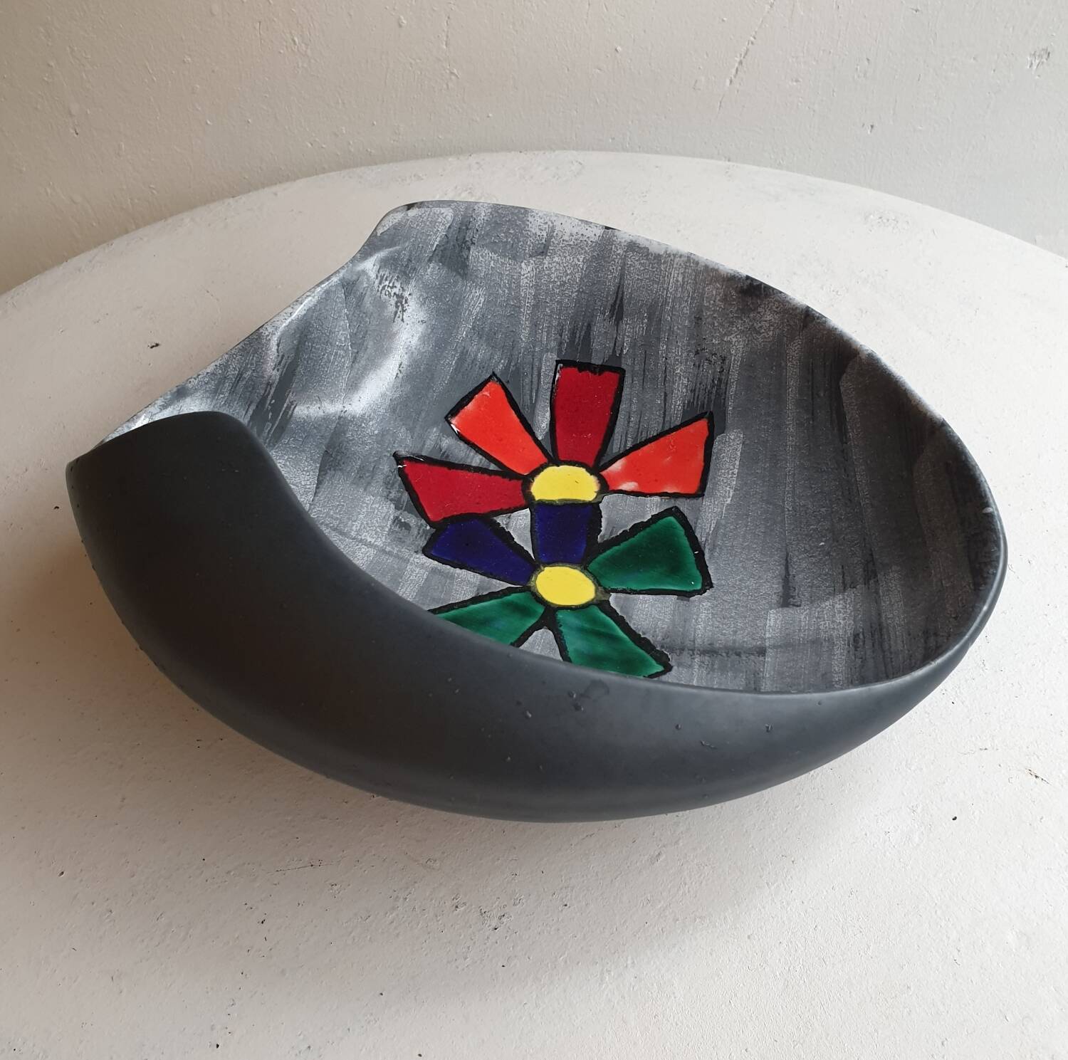 Vintage ceramic cup from the 1960s