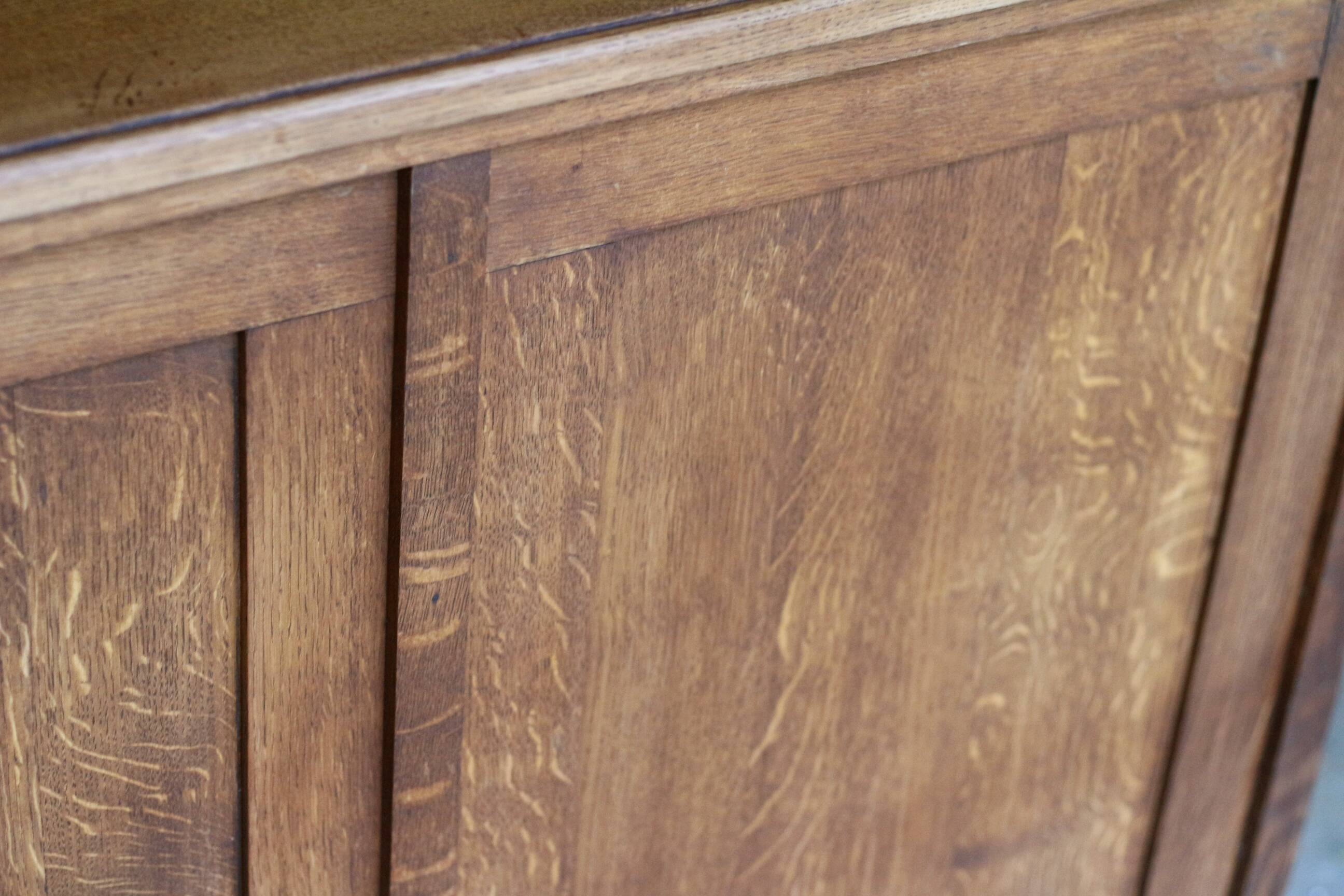 American administration desk of very fine quality (1940s-1950s).