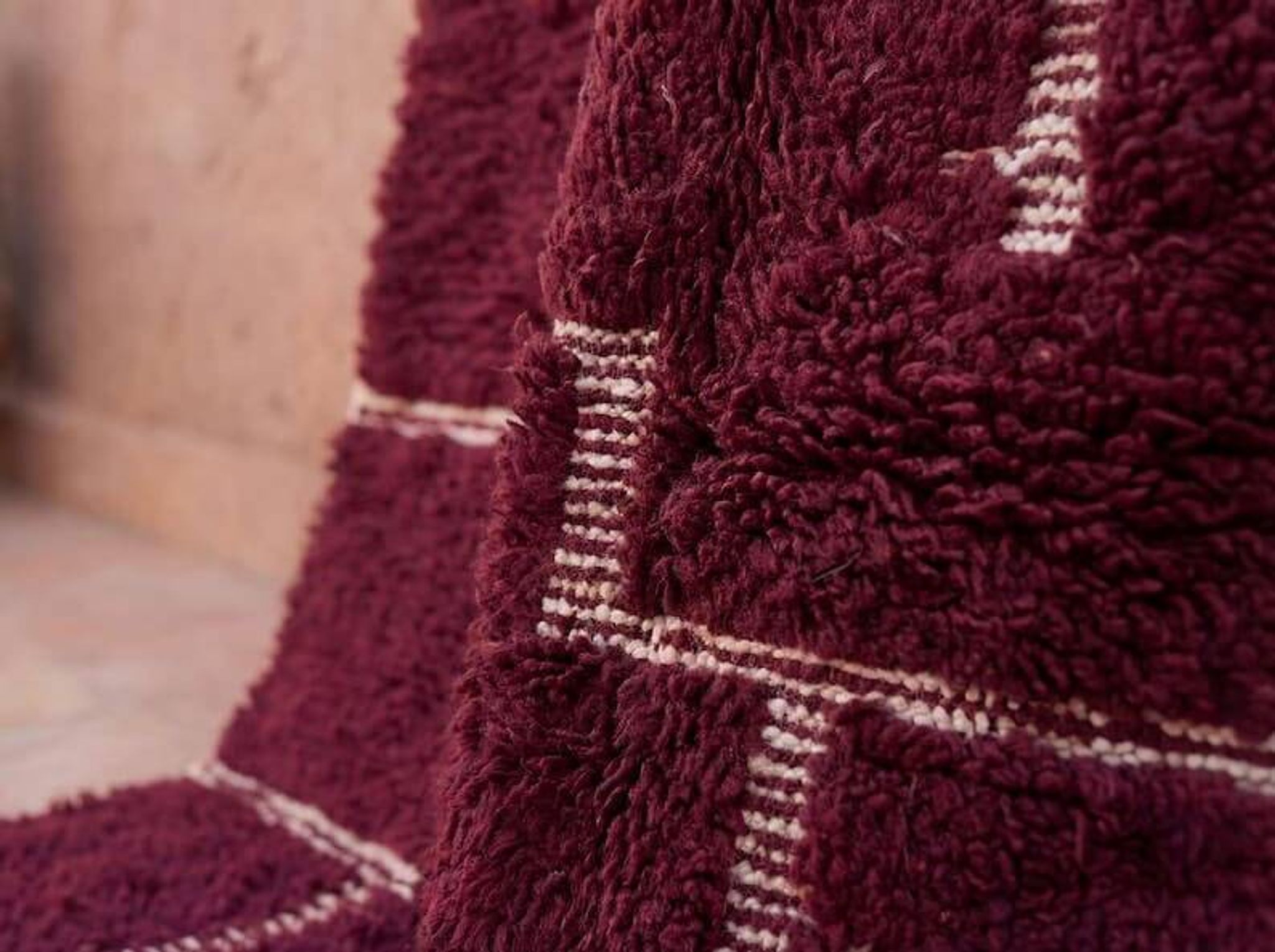 Handmade traditional pure natural wool rug size 200/300 cm