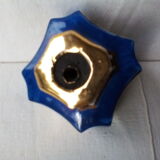 Ink in blue and white earthenware with floral decoration