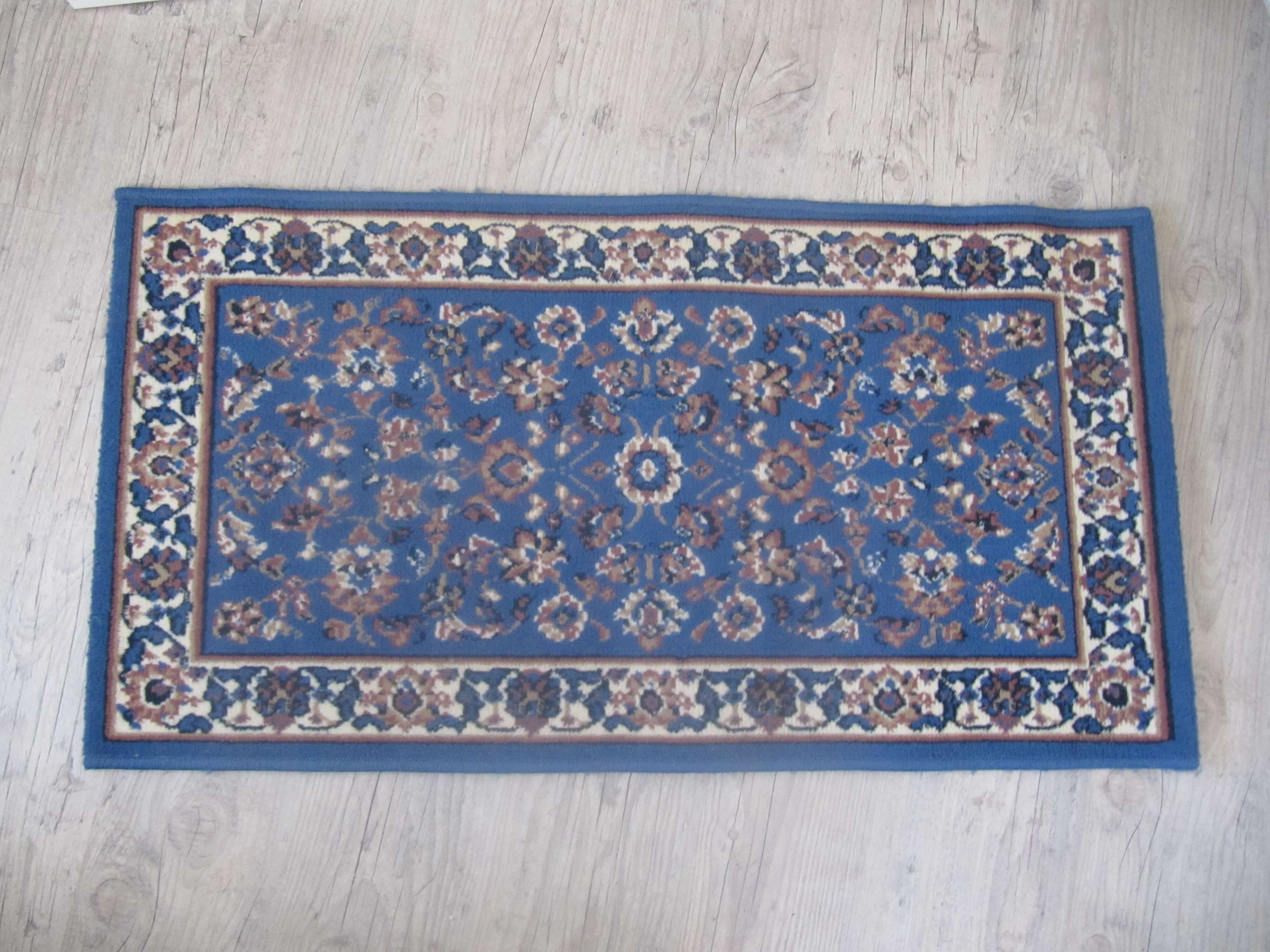Persian style carpet 59x100cm