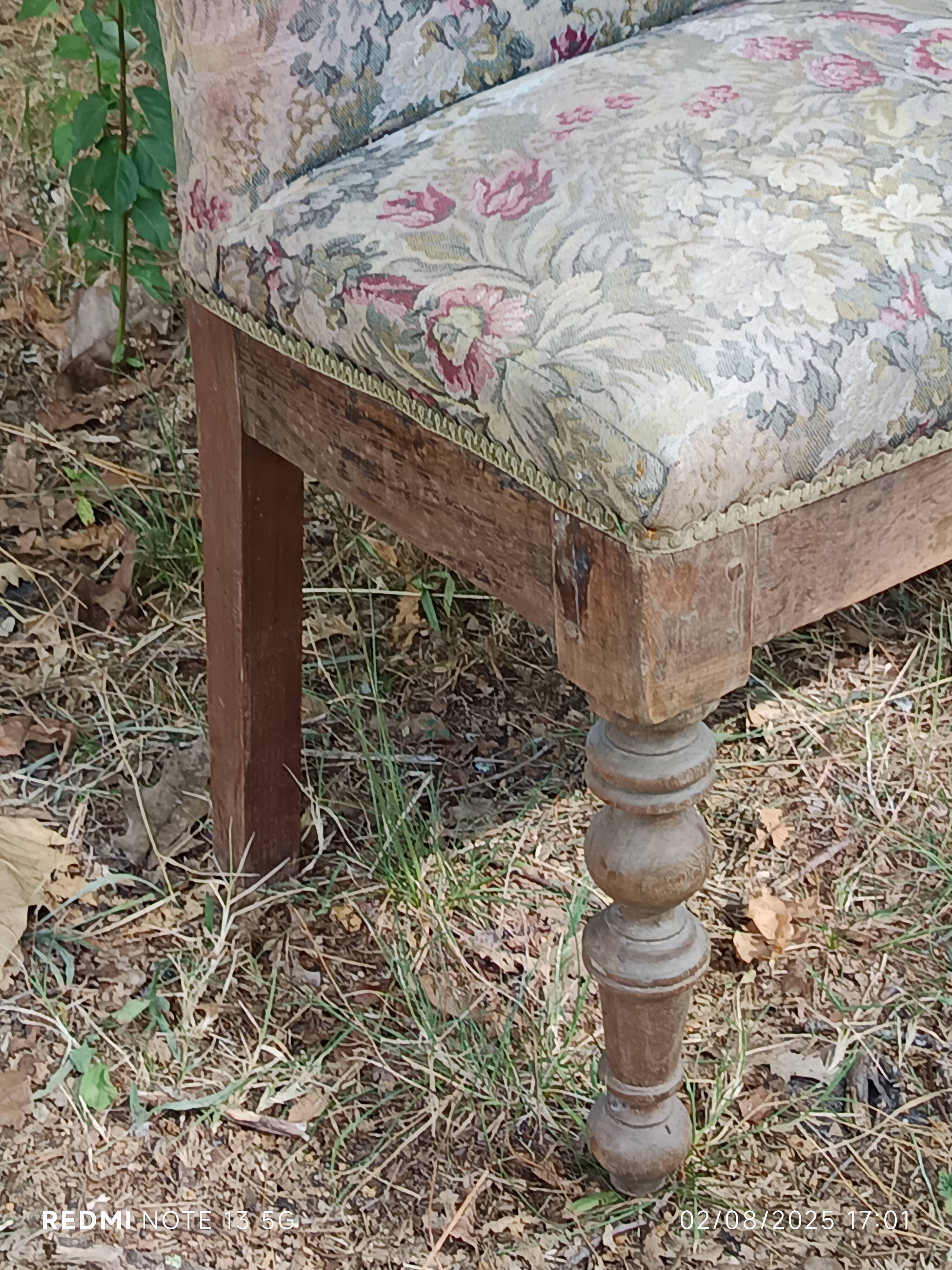 19th century Louis XIII style hallway bench