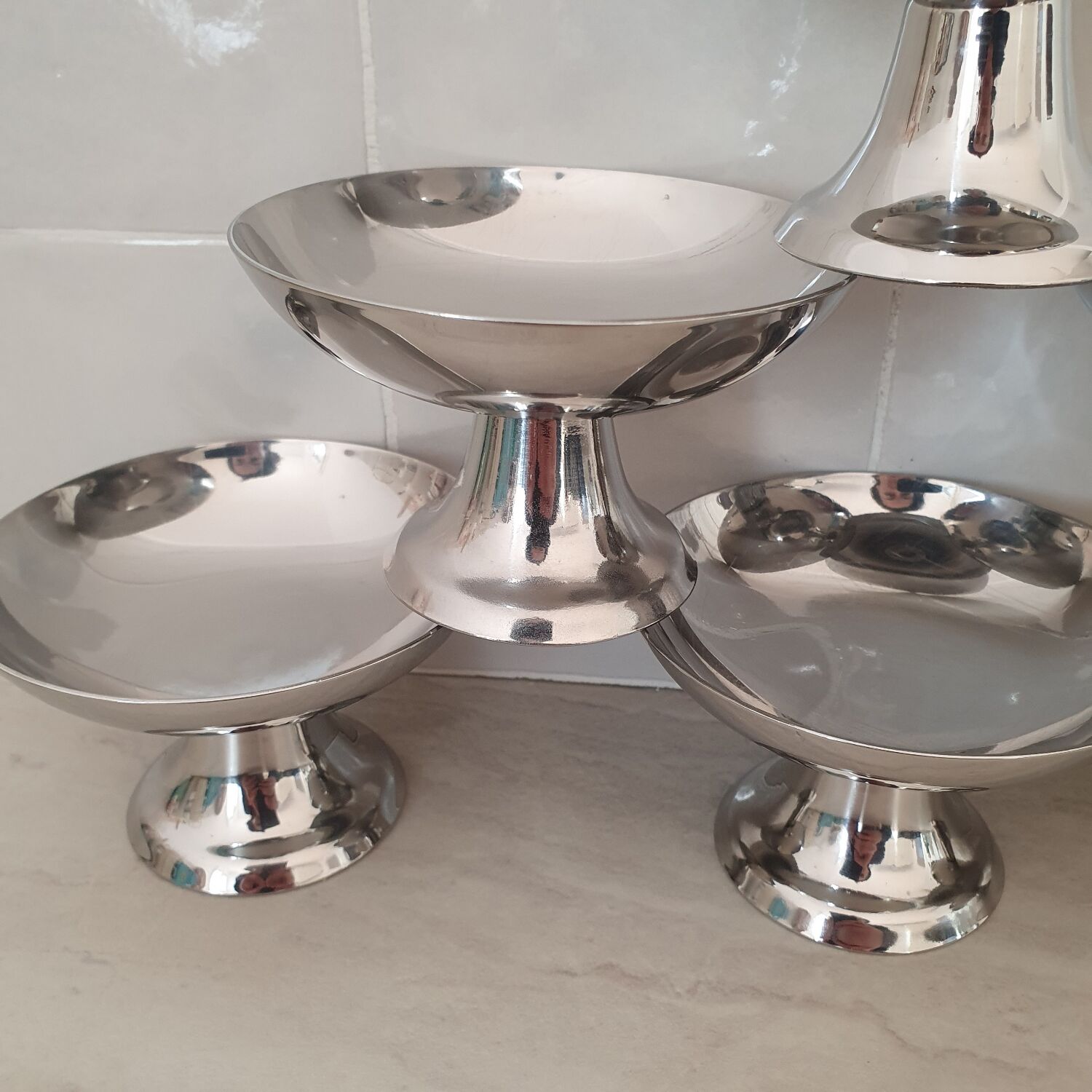 6 stainless steel 18/10 dessert bowls