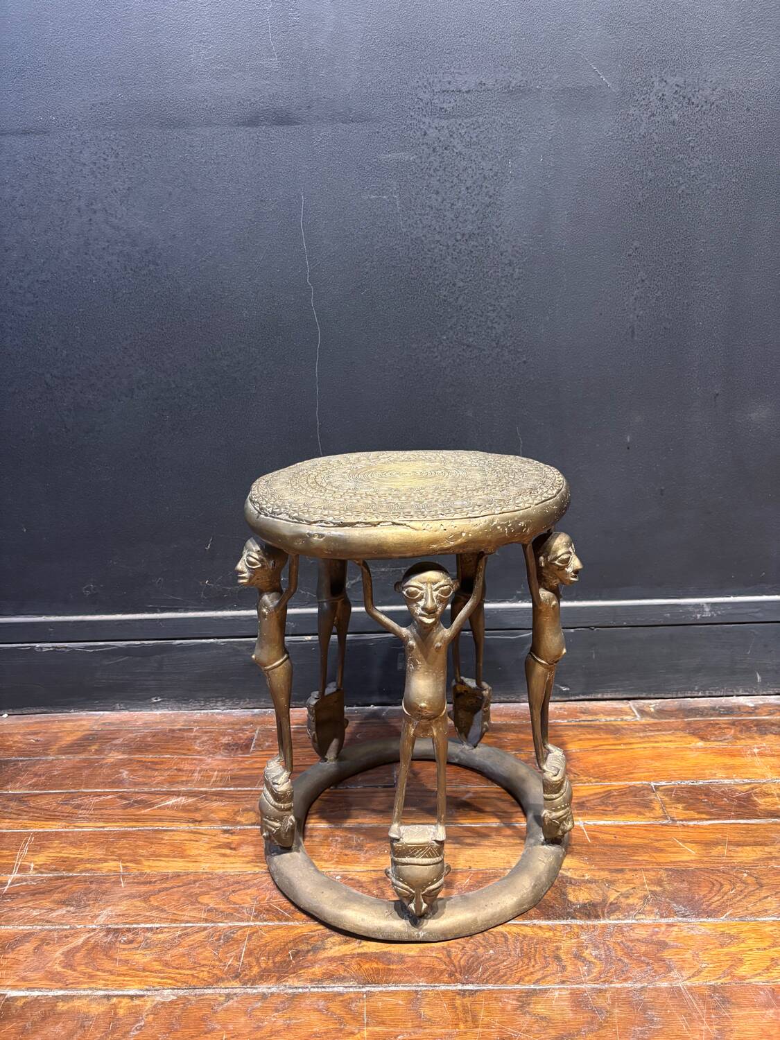 African bronze stool – anthropomorphic figures – tribal art