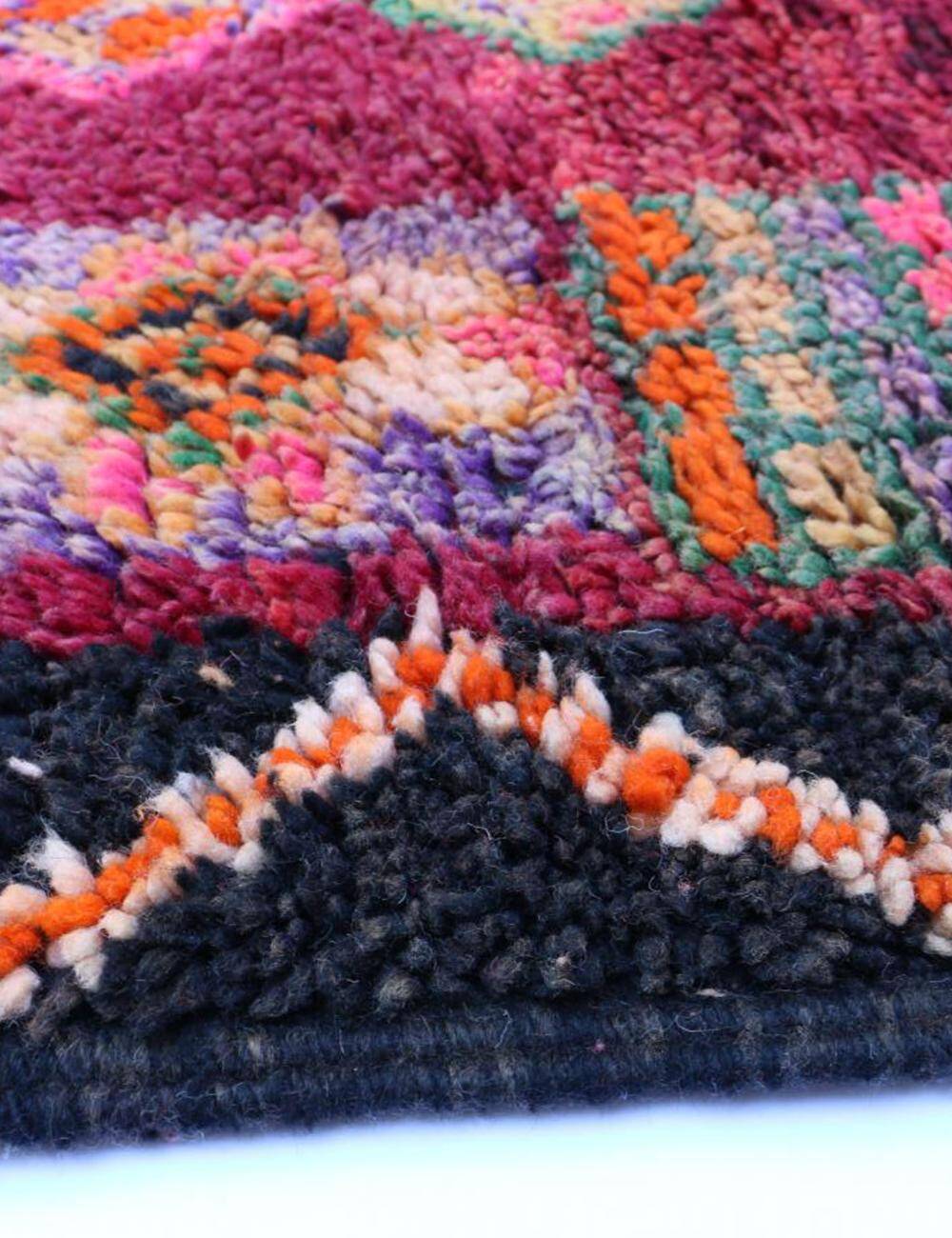 Vintage Boujad Rug - 292 x 188 cm