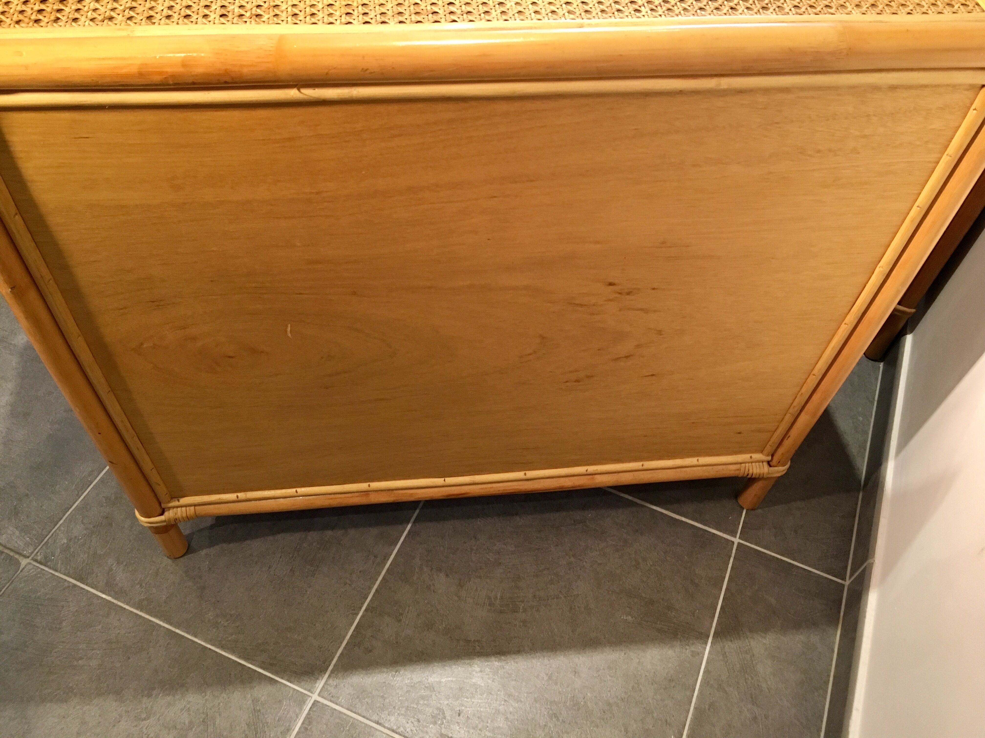 Commodes vintage, cannage en rotin