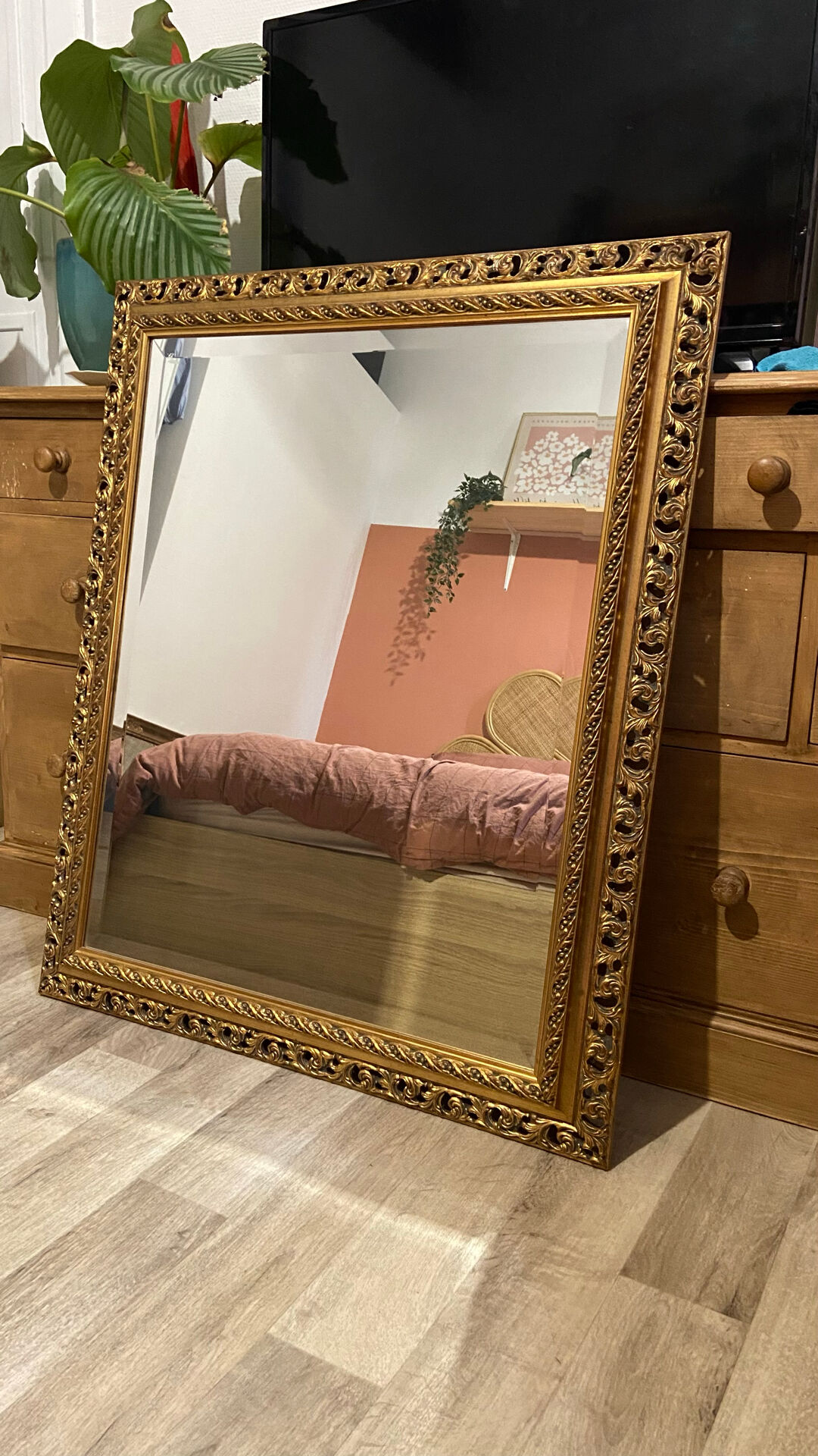 Exceptional antique large mirror in Louis XV style – Openwork gilded frame