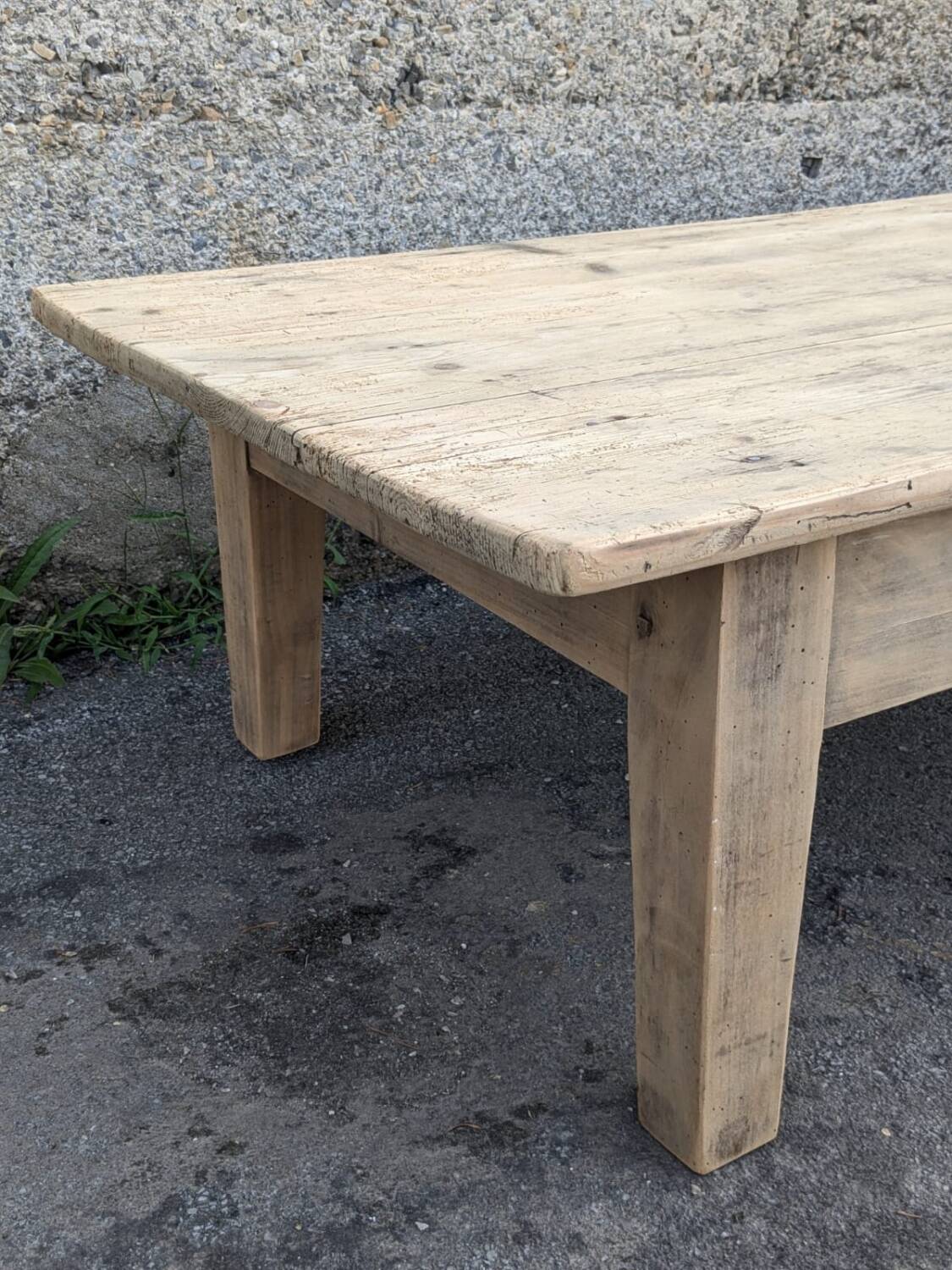 Farmhouse coffee table