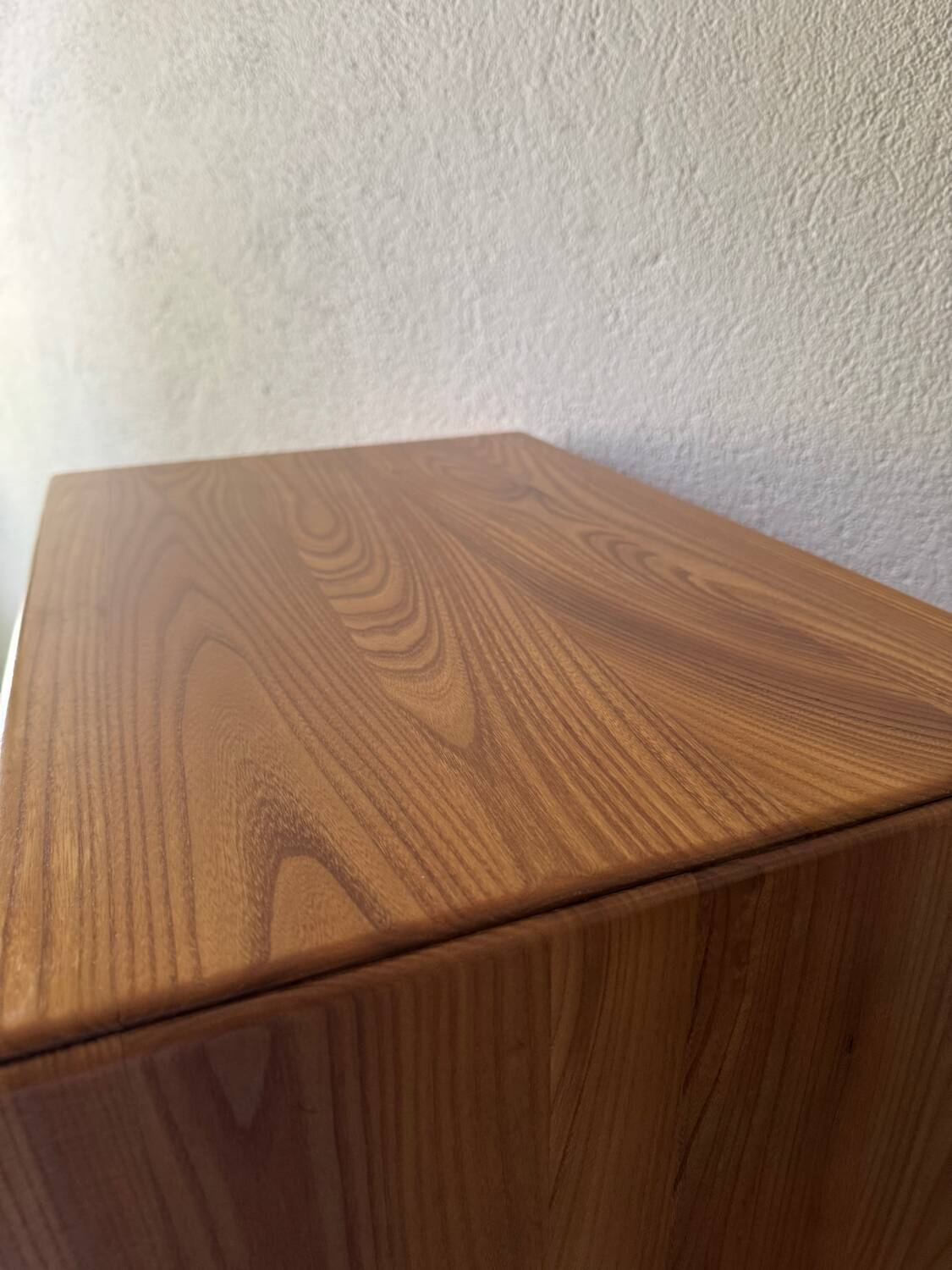 Elm bedside table Maison Regain 80s