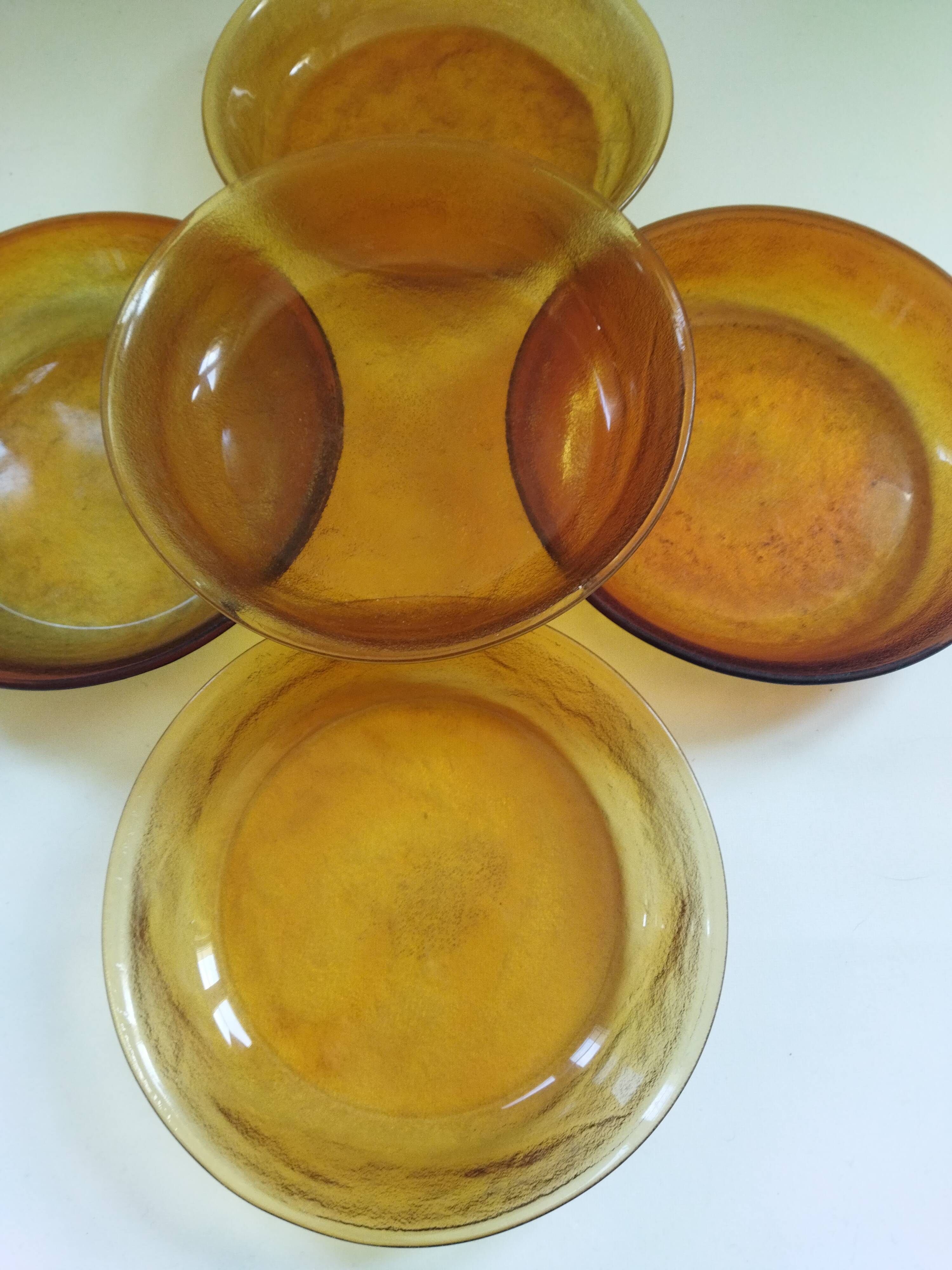 Arcoroc Sierra amber skullcap plates