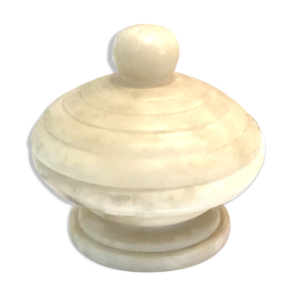 White marble bonbonniere