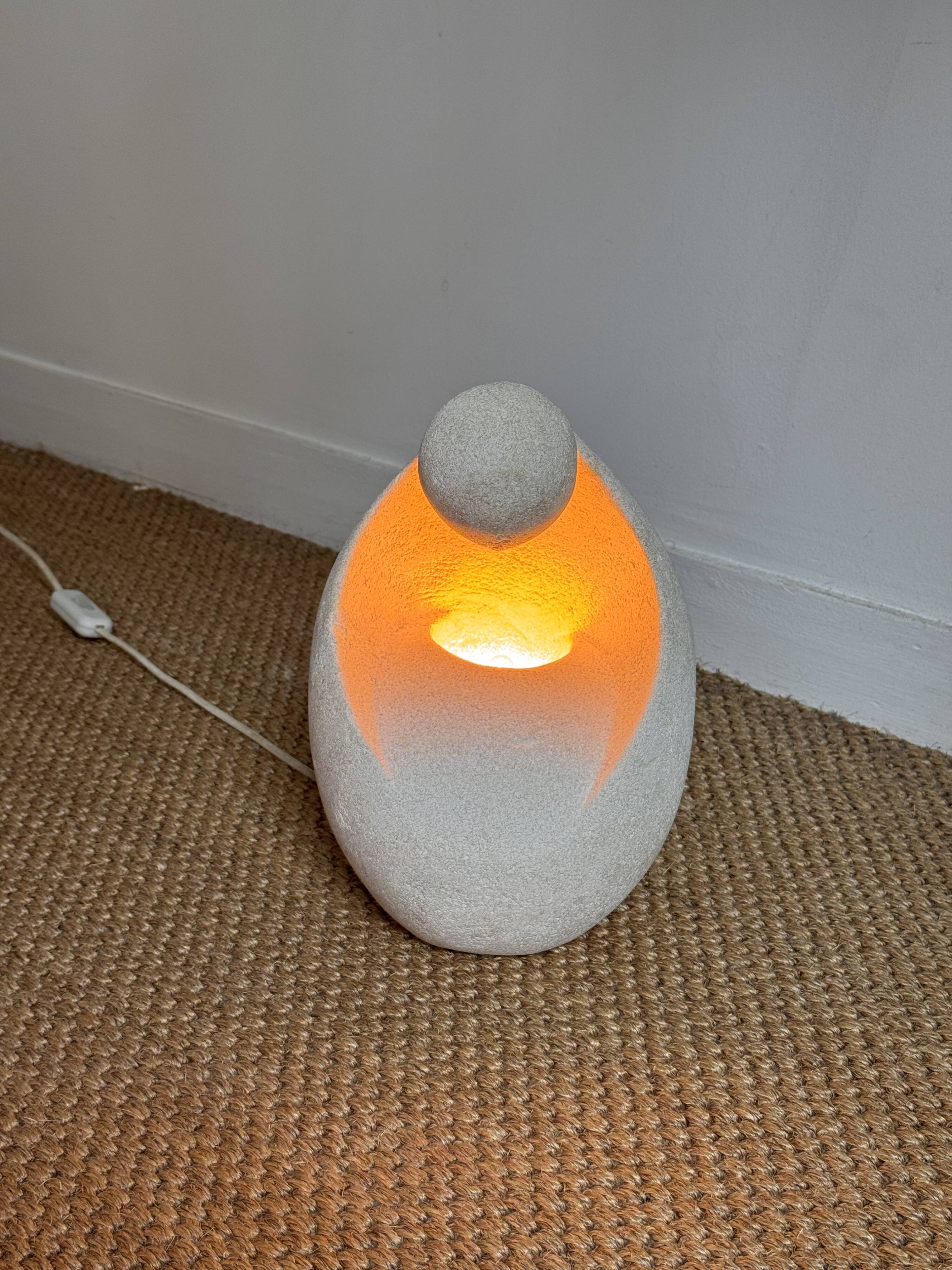 1970s lamp made of sculpted limestone by Gérard Esnault.