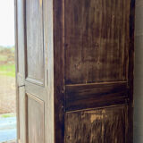 L’armoire ancienne patinée