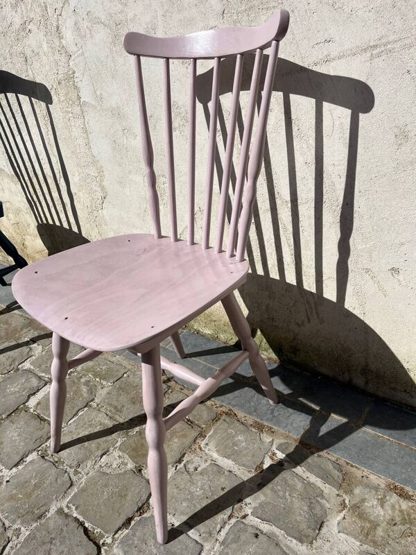 Chaise Baumann rose pâle
