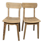 Pair of oak chairs