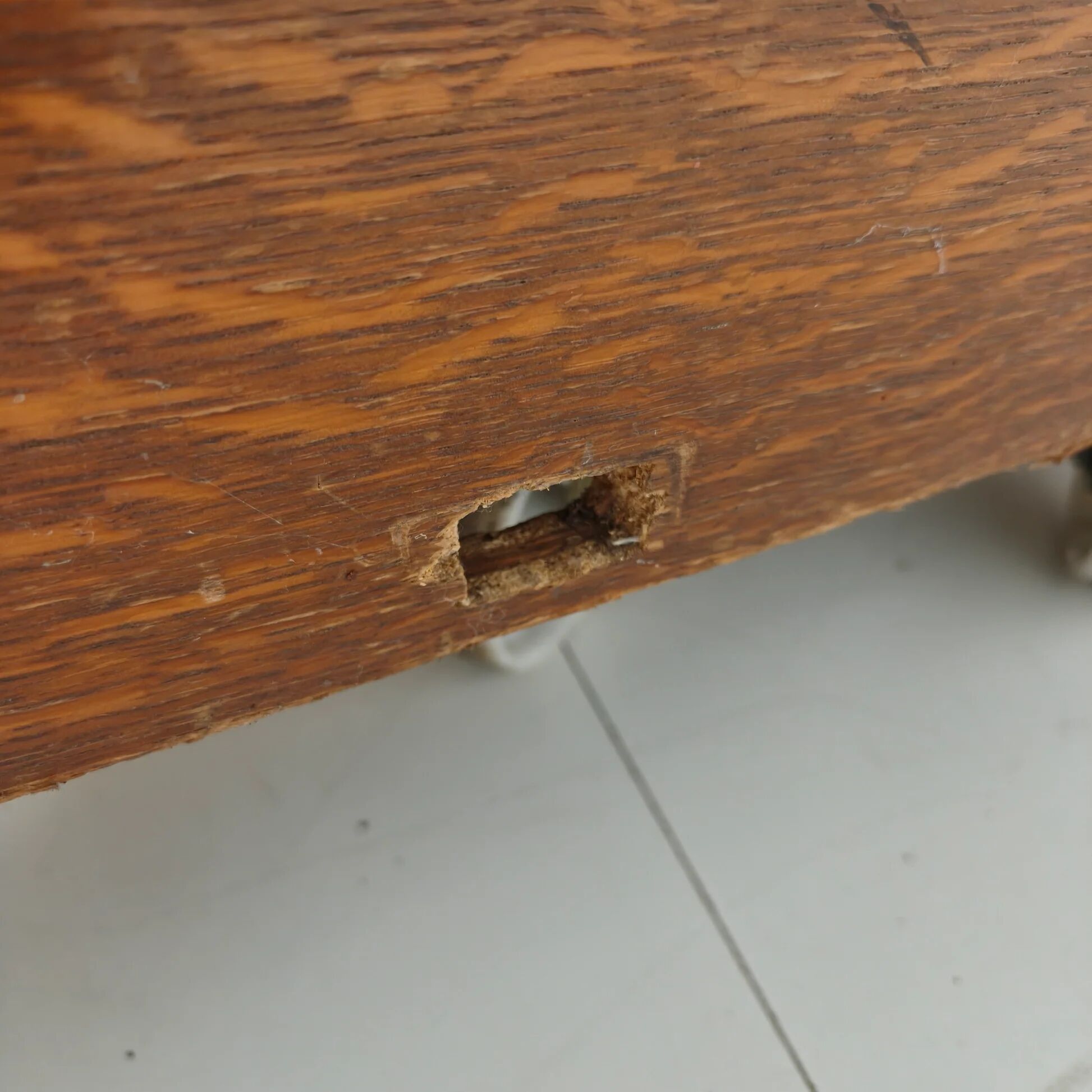 1980s Bijenkorf Arnhem display vitrine – architectural chrome showcase