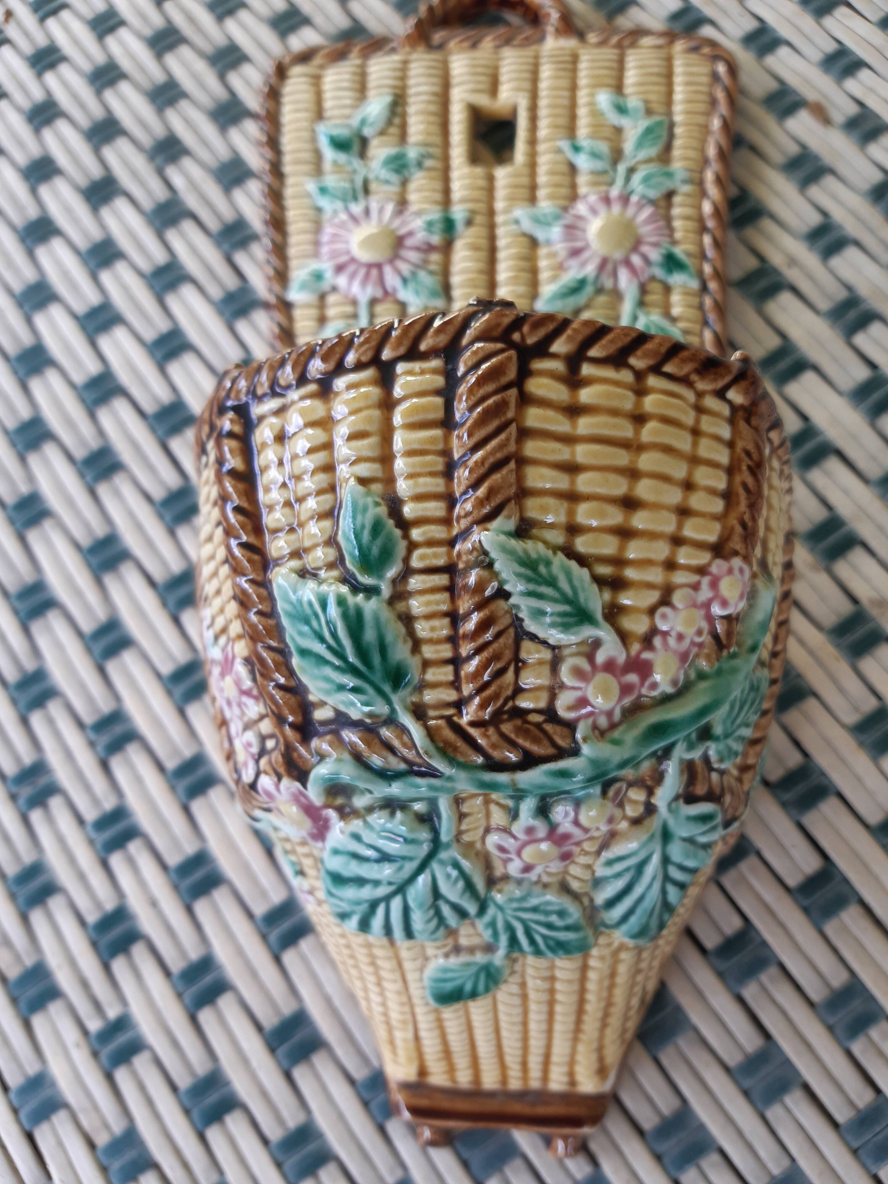 Bouquetiere barbotine
