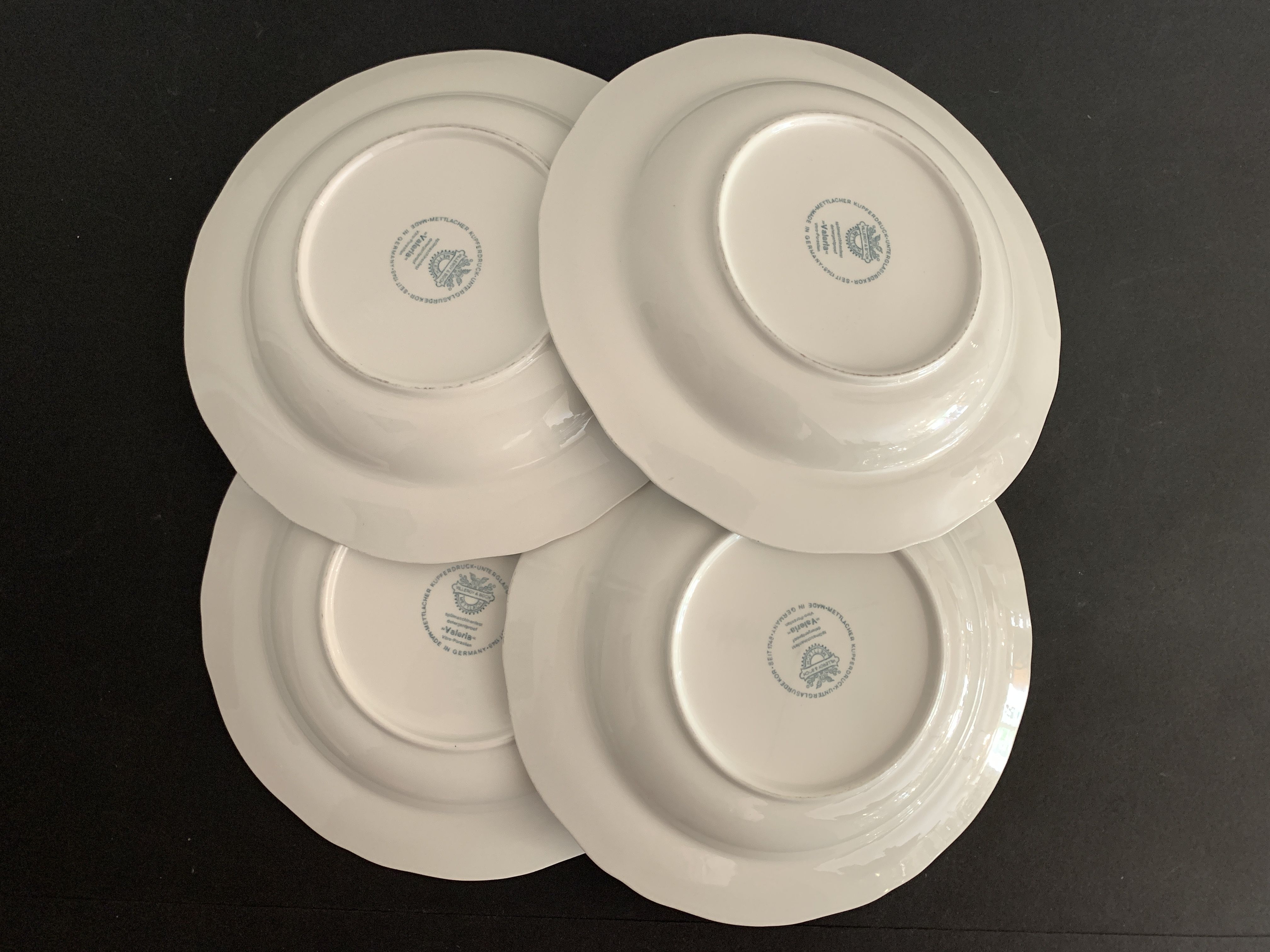 8 hollow plates Villeroy and Boch, Valeria model in vitro porcelain