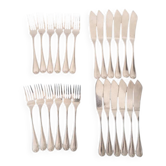 Elegant service de poissons de 24 pièces – motif Marot Bérain en métal argenté