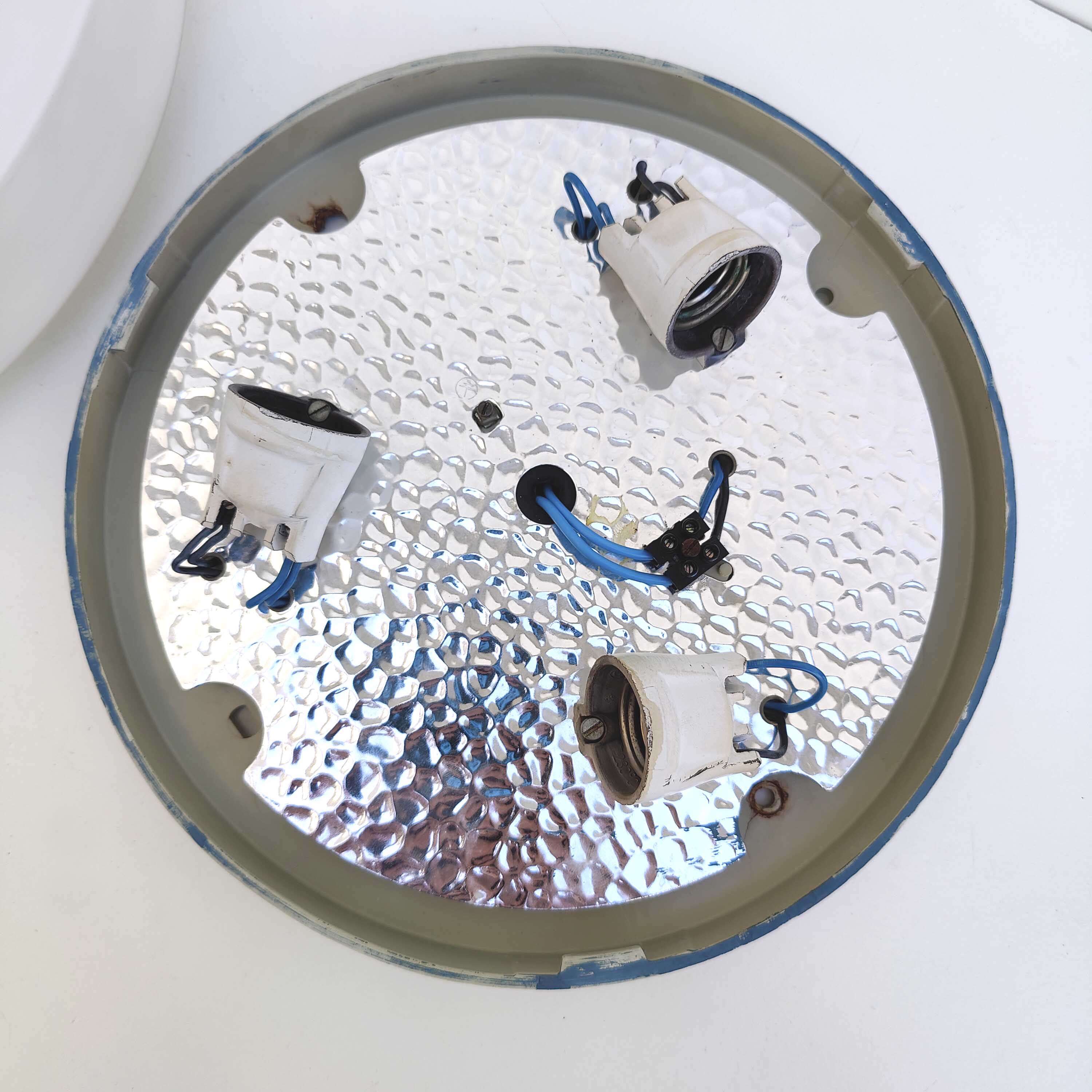 Ceiling lamp / wall lamp in opaline diameter 38cm.