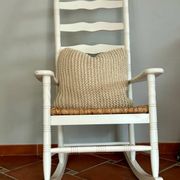 Chaise berçant rustique