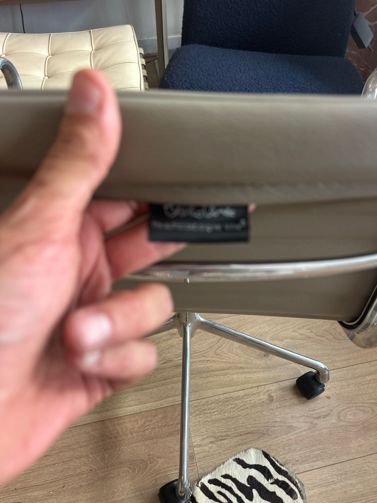Eames Aluminium Chair office chair for Vitra