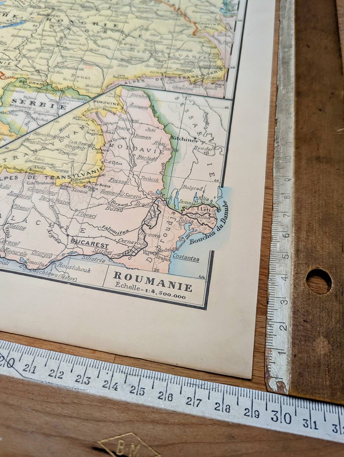 Imprimée en 1900, Autriche-Hongrie et Roumanie.