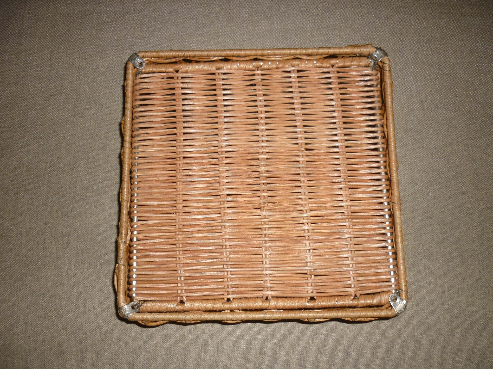 Metal and wicker napkin rack