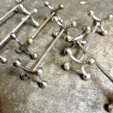6 silver metal knife holders