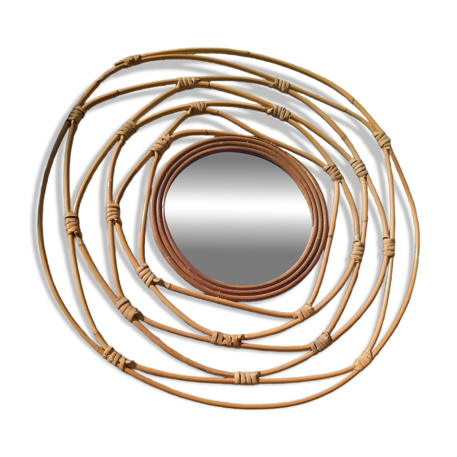 Round rattan mirror