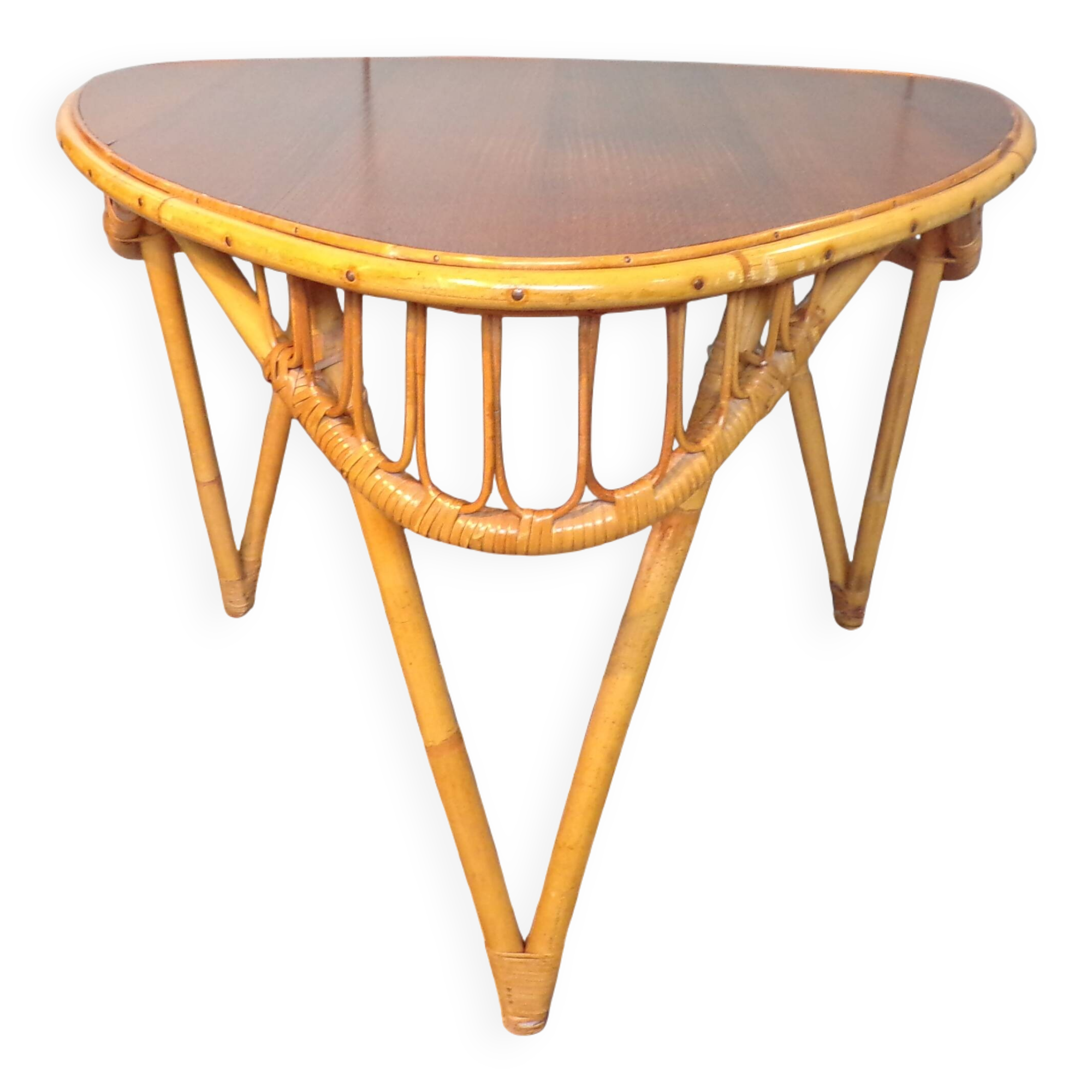 Tripod rattan coffee table, 79 cm per side
